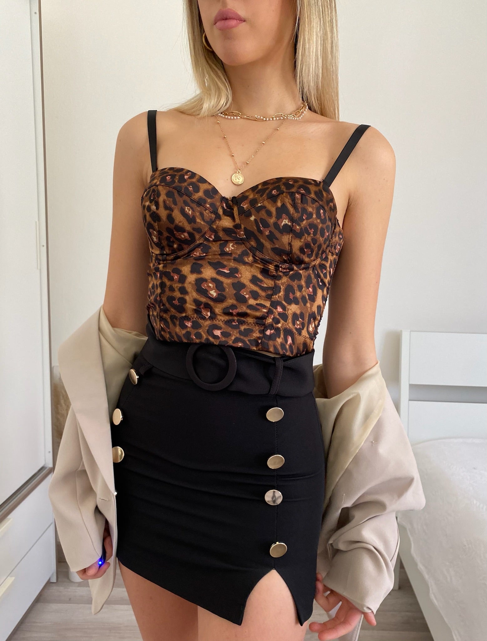 Gonna nera bottoni oro - R.a. Boutique 