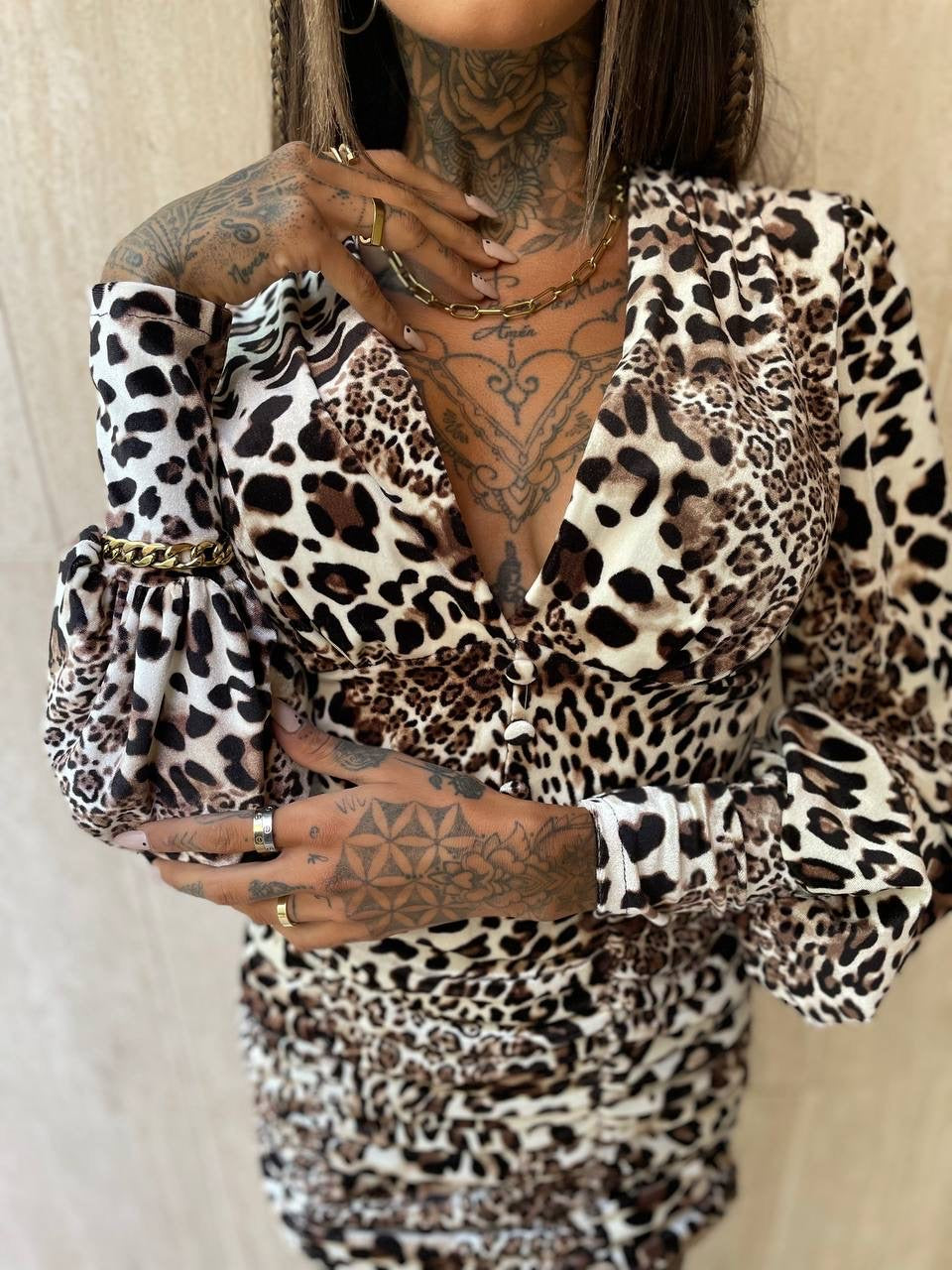 Abito aderente maculato con bottoncini - R.a. Boutique 