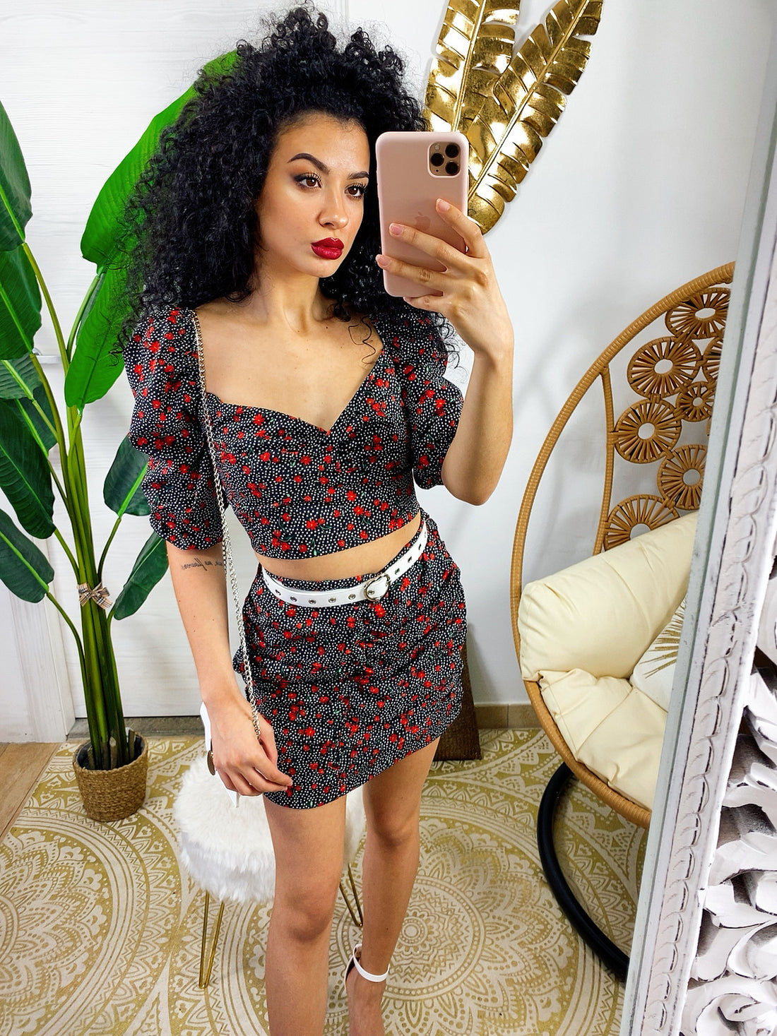 Completo gonna e top a fiori rossi - R.a. Boutique 