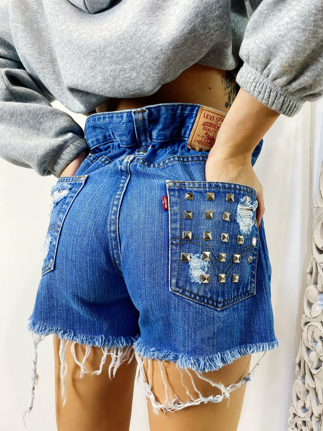 Short Levi’s Vintage bagno scuro con borchie - R.a. Boutique 