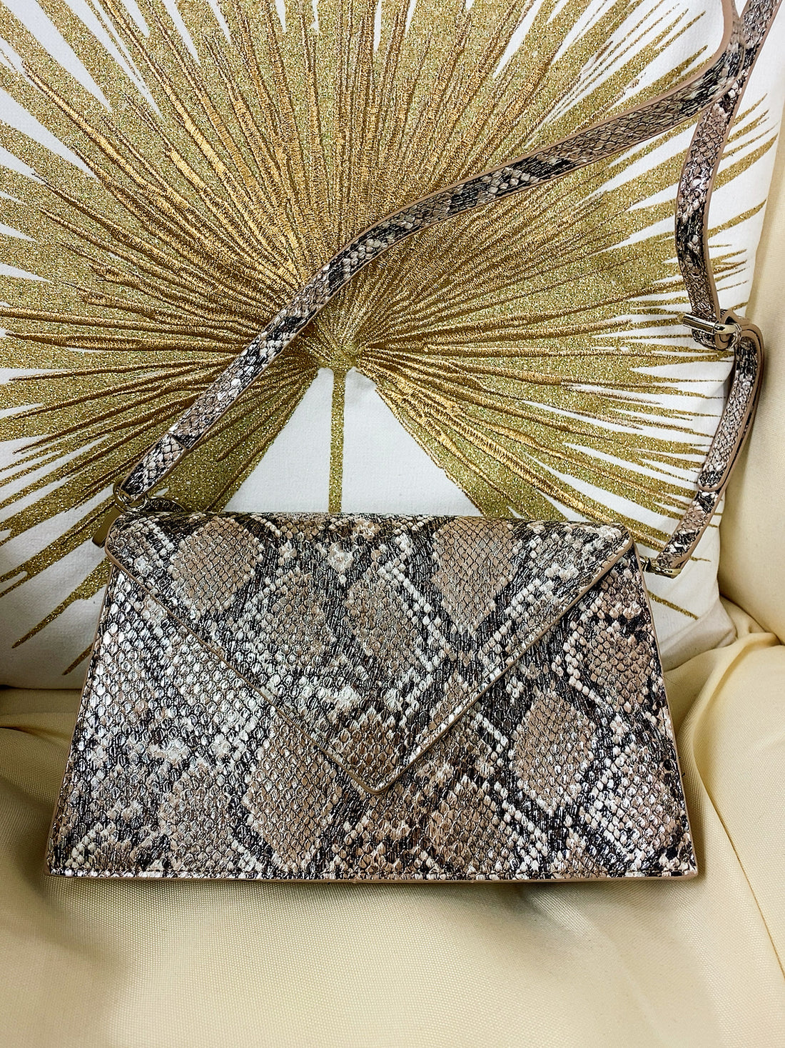 Bag rettangolare pitonata a triangolo - R.a. Boutique 