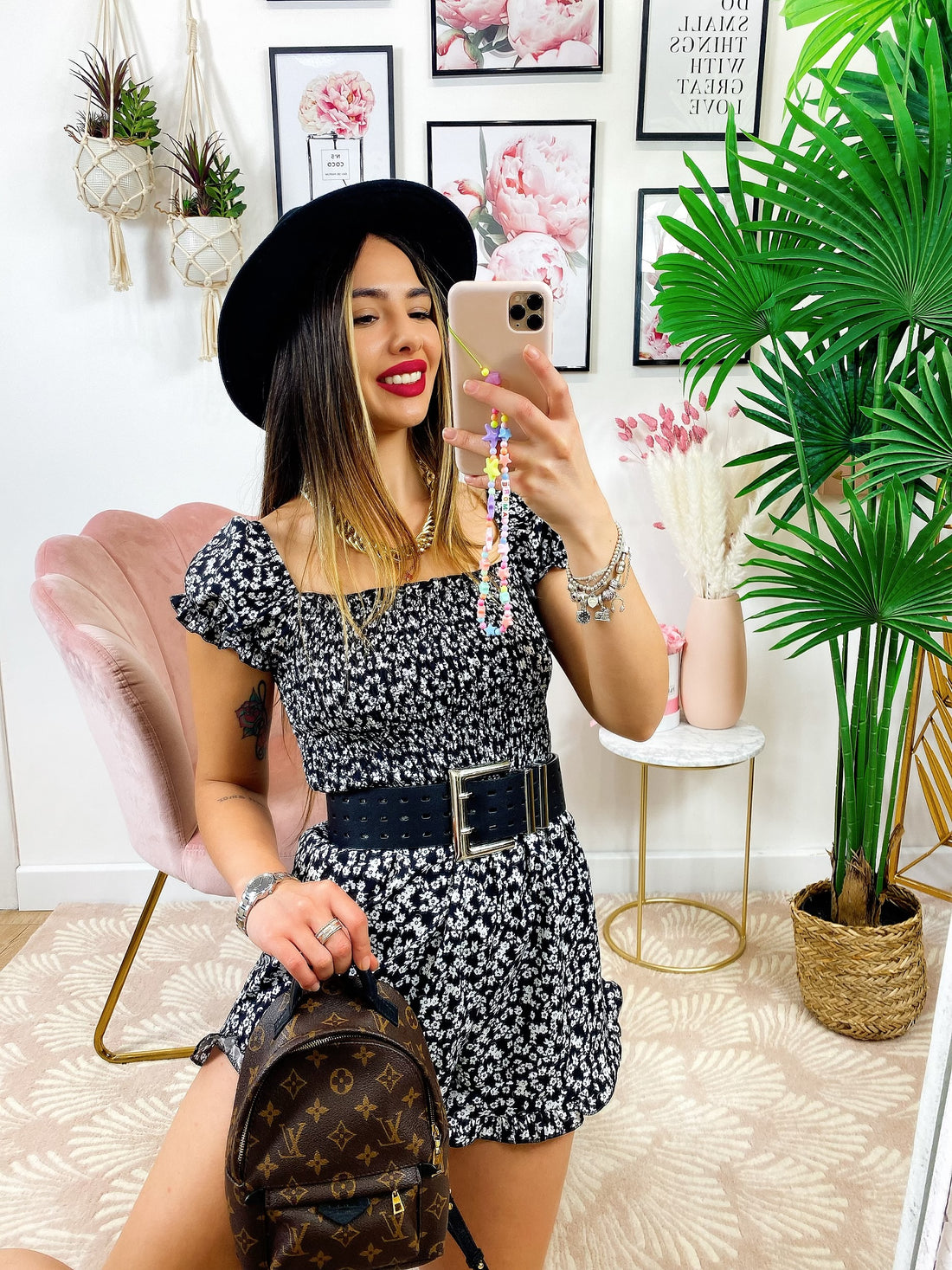 Tutina a fiorellini base nera - R.a. Boutique 