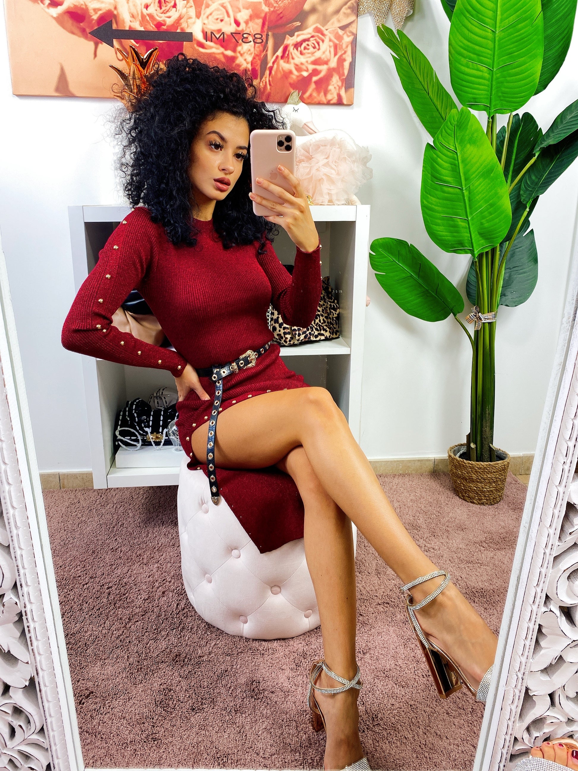 Abito midi Bordeaux con borchie e spacco - R.a. Boutique 