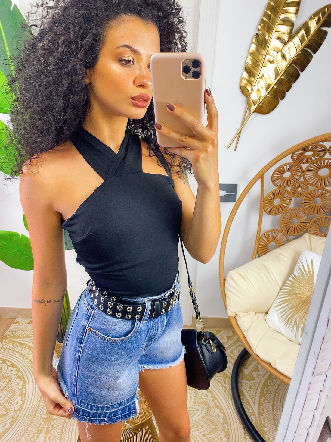 Top nero schiena aperta - R.a. Boutique 