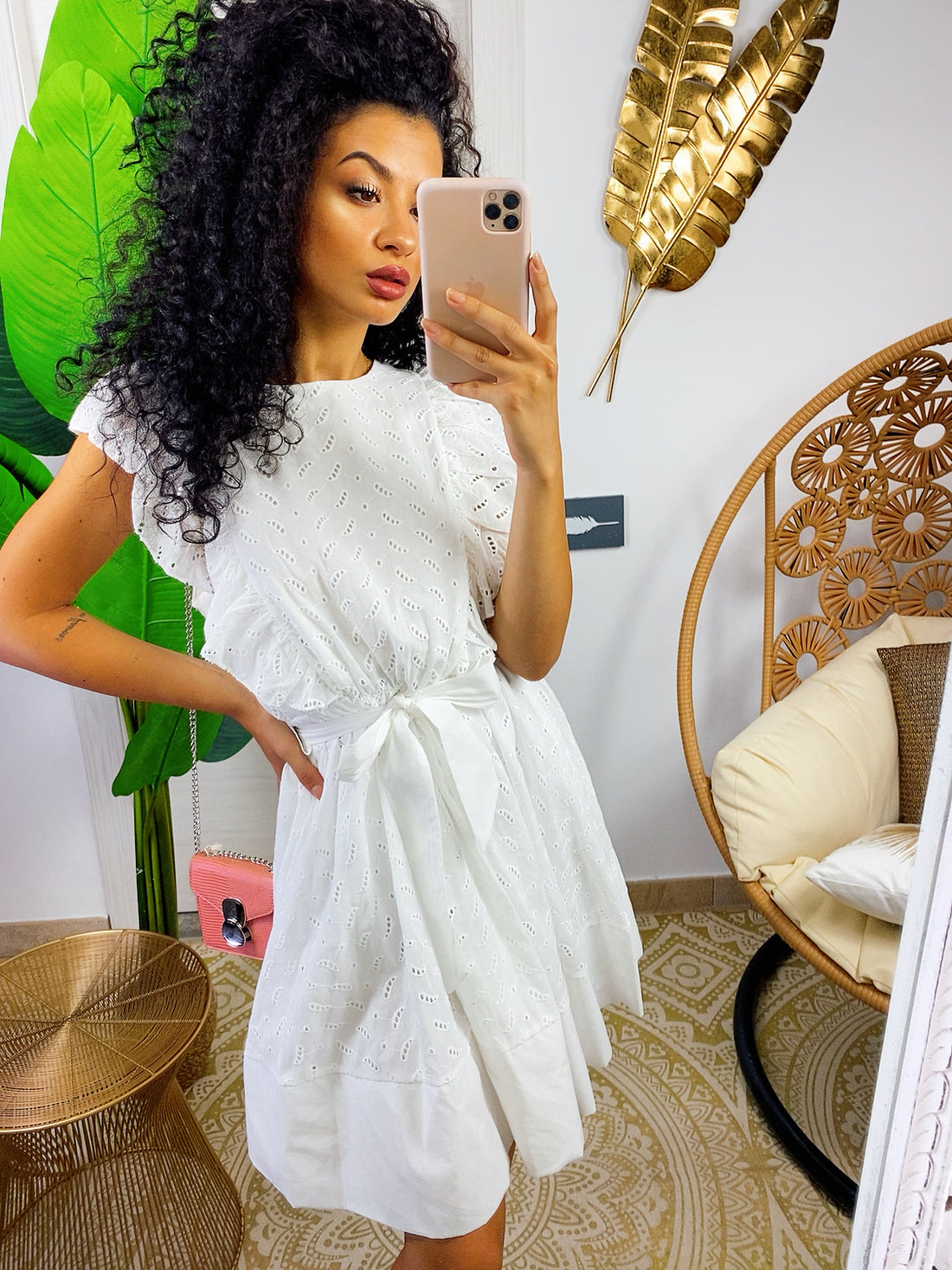 Abito in pizzo con gonna ampia - R.a. Boutique 