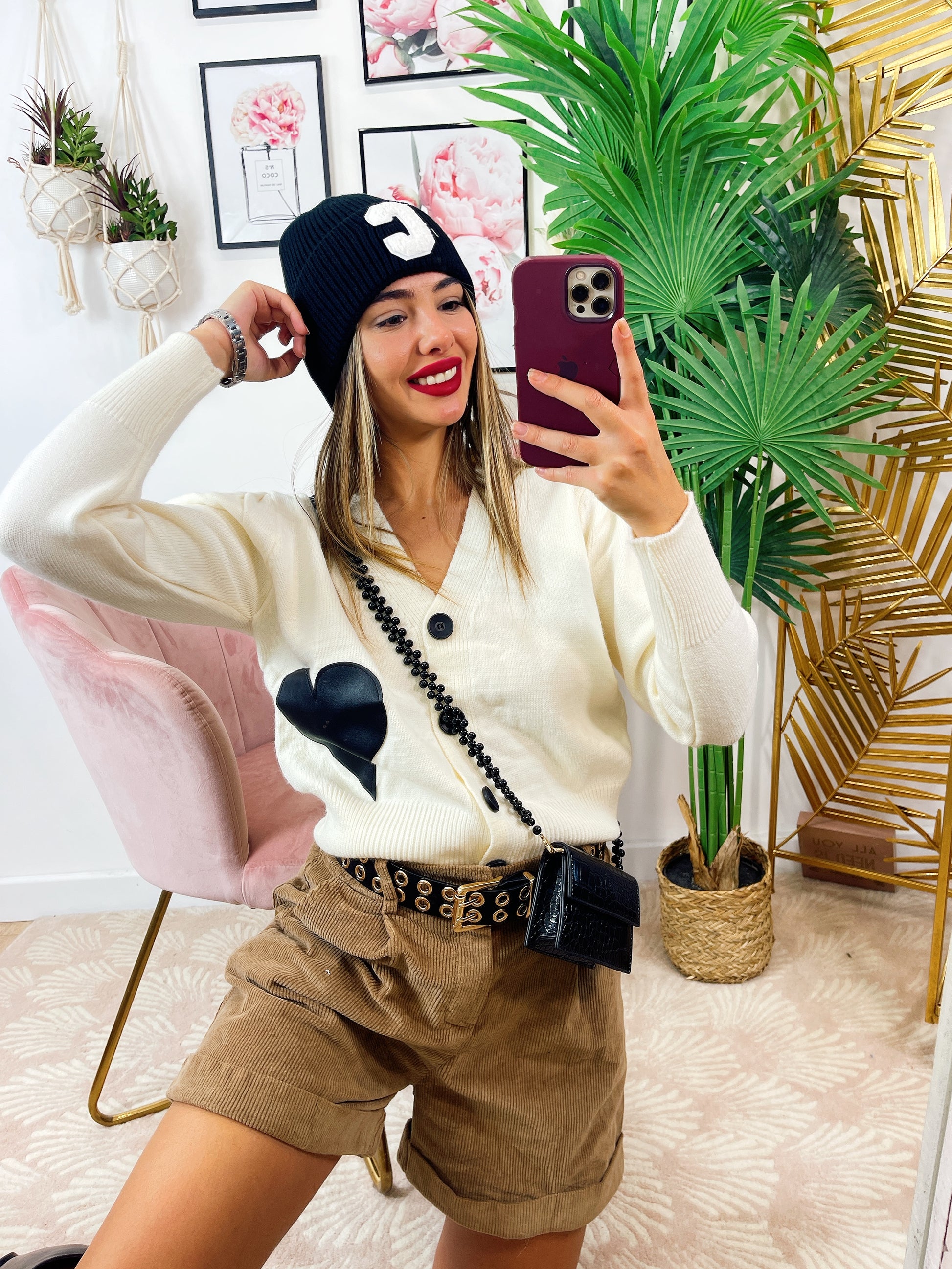 Cappello nero con C - R.a. Boutique 