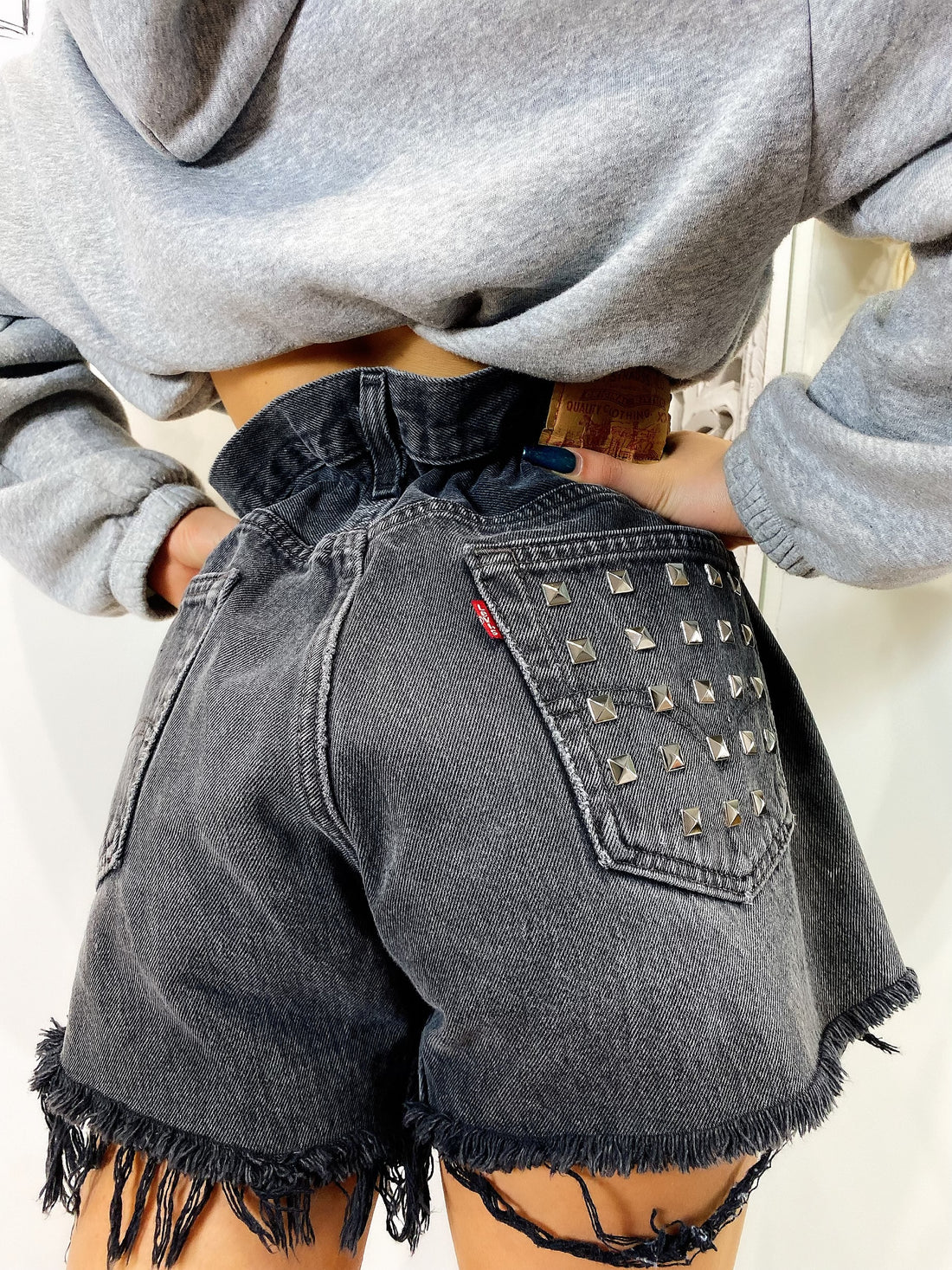 Short Levi’s Vintage con Borchie bagno grigio - R.a. Boutique 