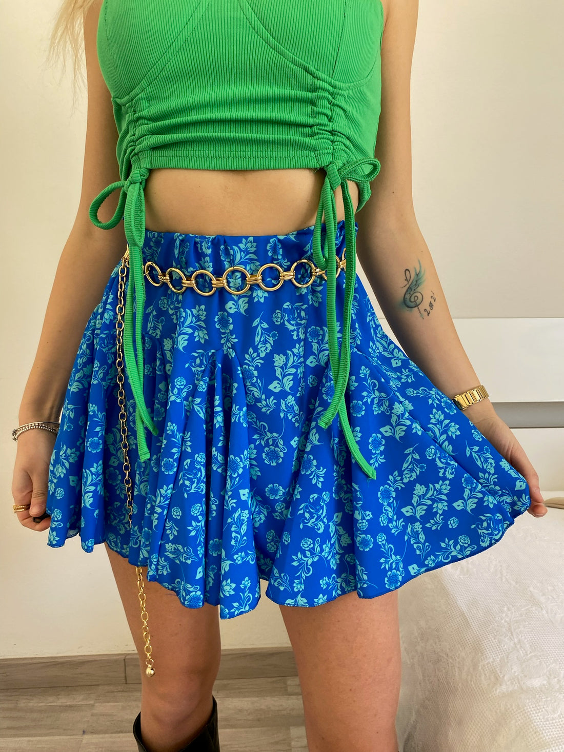 Gonna a ruota azzurra a fiorellini tiffany - R.a. Boutique 