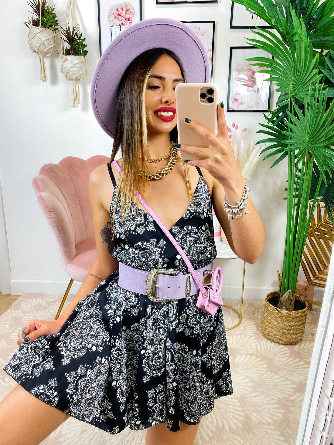 Tutina nera incrociata ricami bianchi - R.a. Boutique 