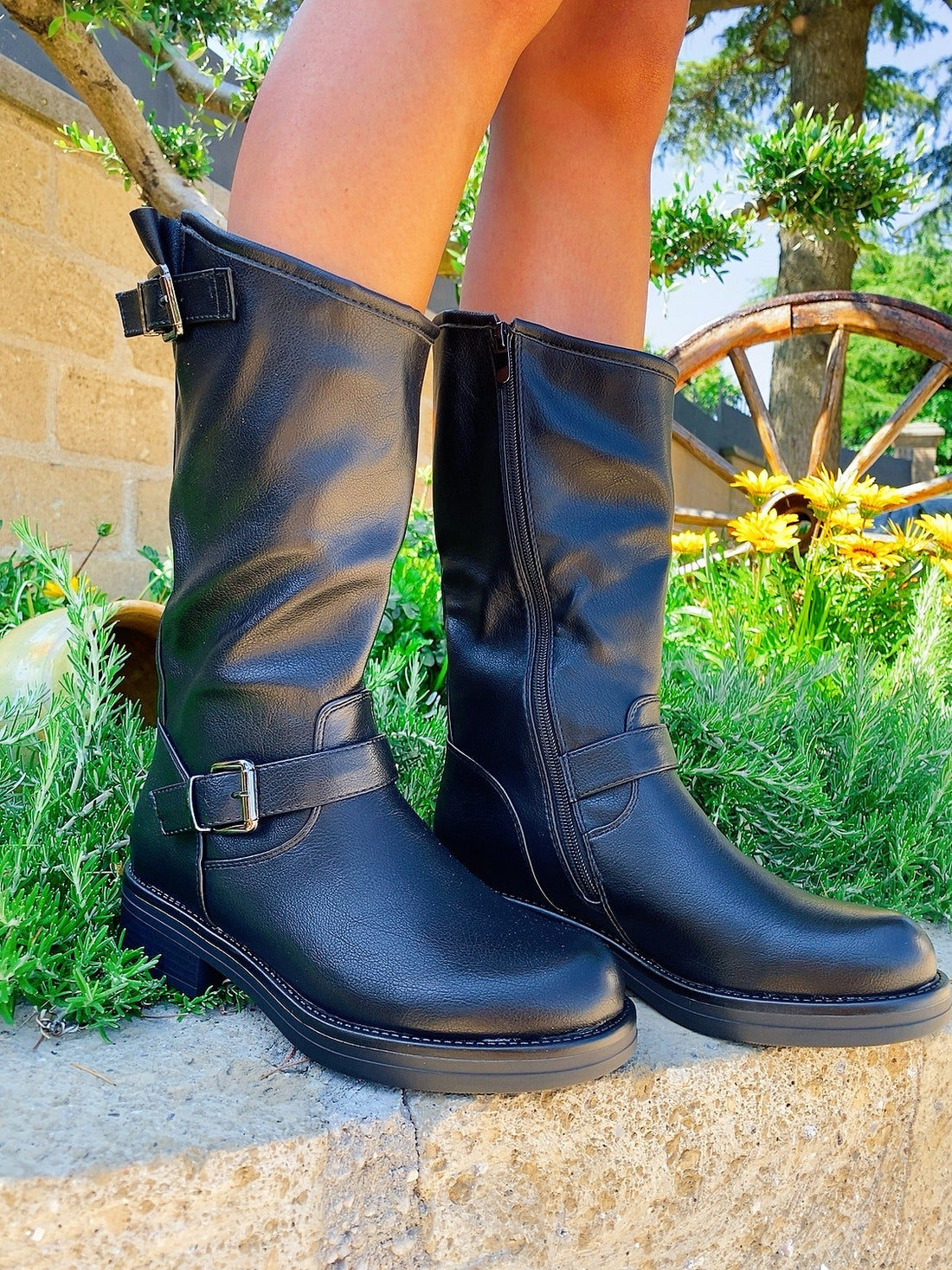 Stivale medio con Doppia cinghia - R.a. Boutique 