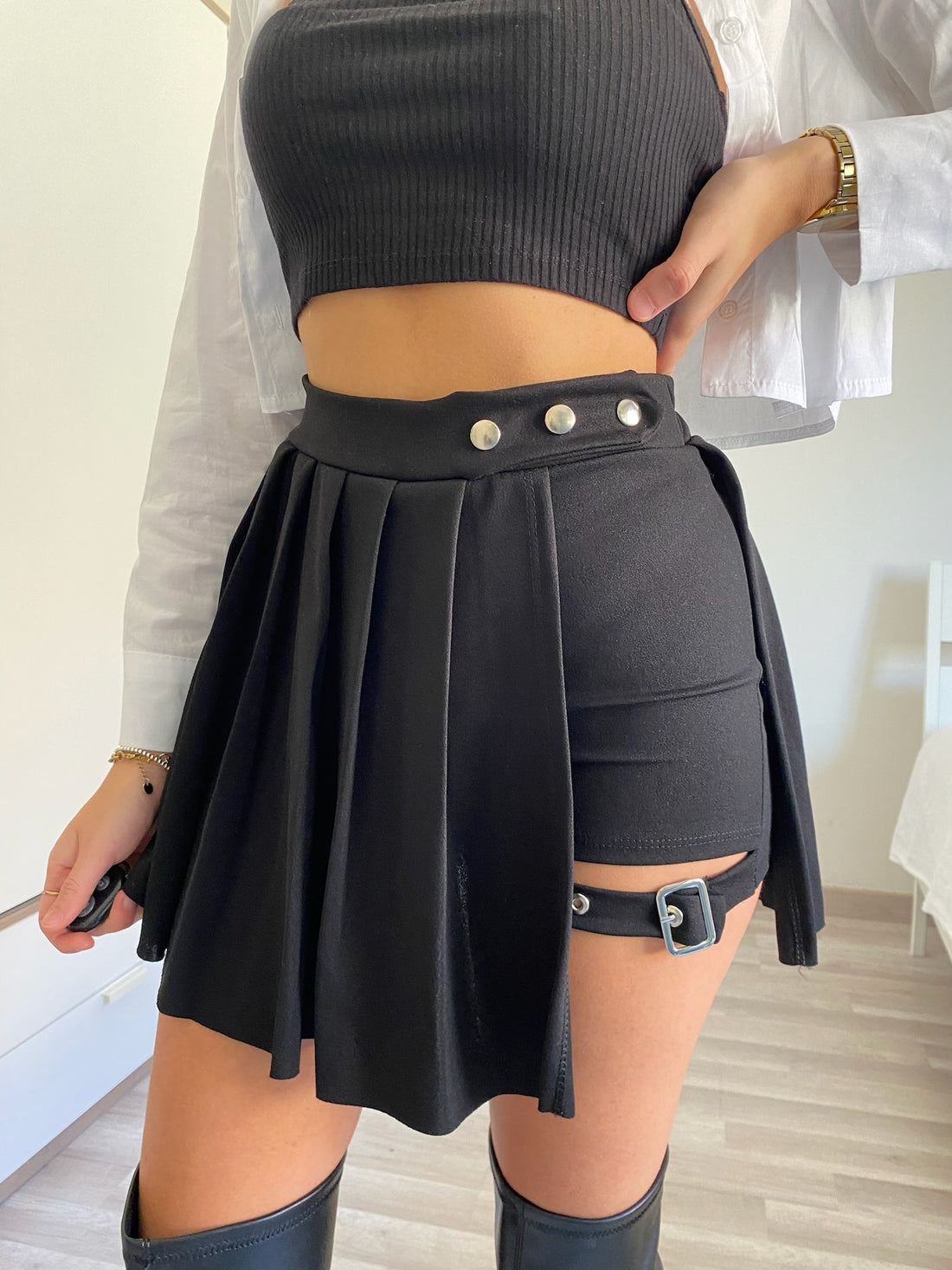 Gonna a pieghine con fibbia - R.a. Boutique 