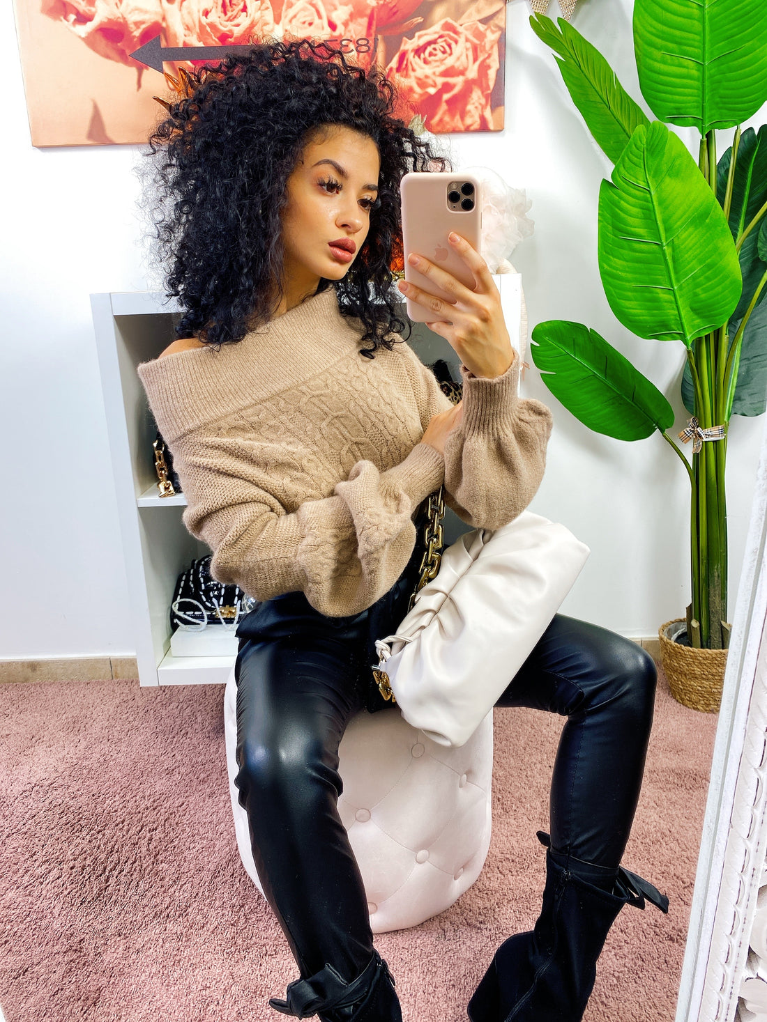 Maglione scollo a barchetta con trecce fango - R.a. Boutique 