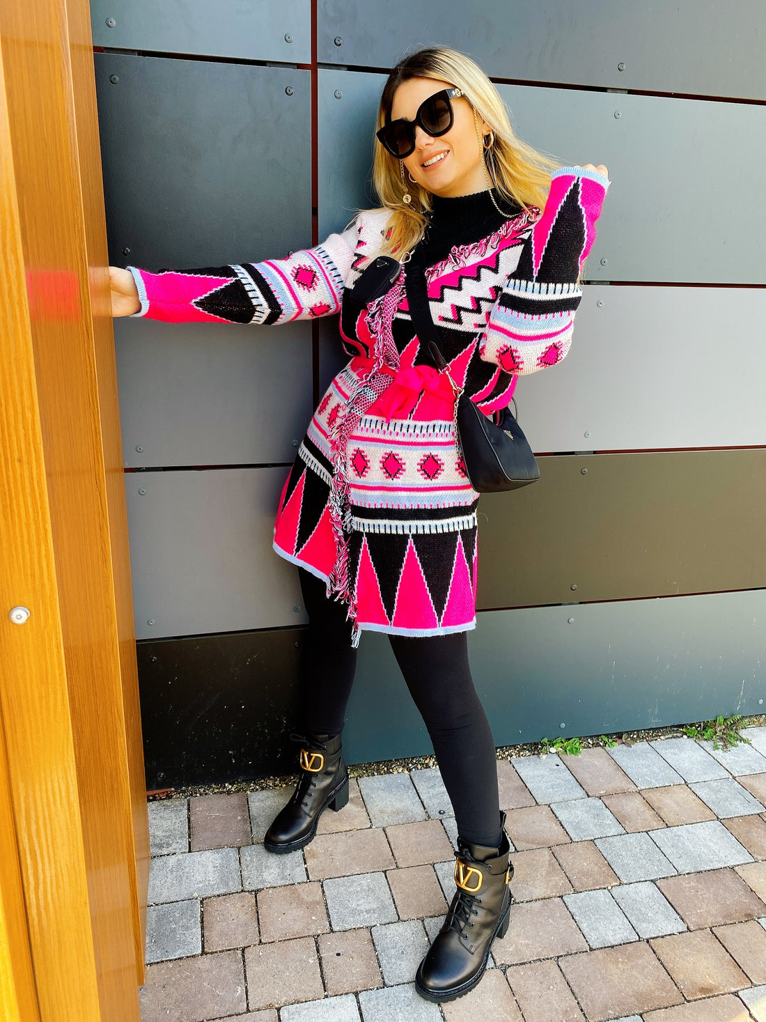 Cardigan fuxia con frange e cinta - R.a. Boutique 