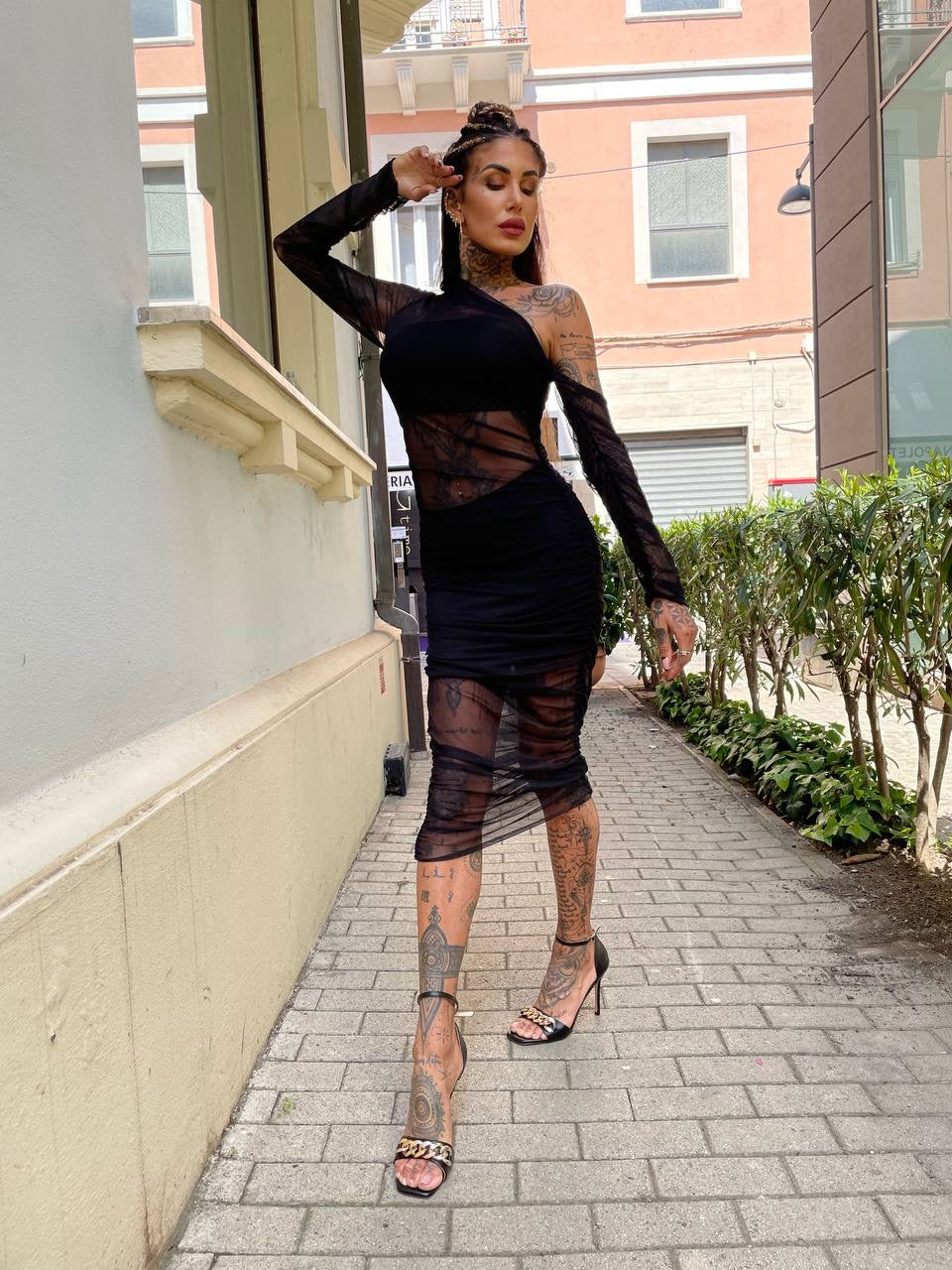 Abito lungo in velo con trasparenze - R.a. Boutique 