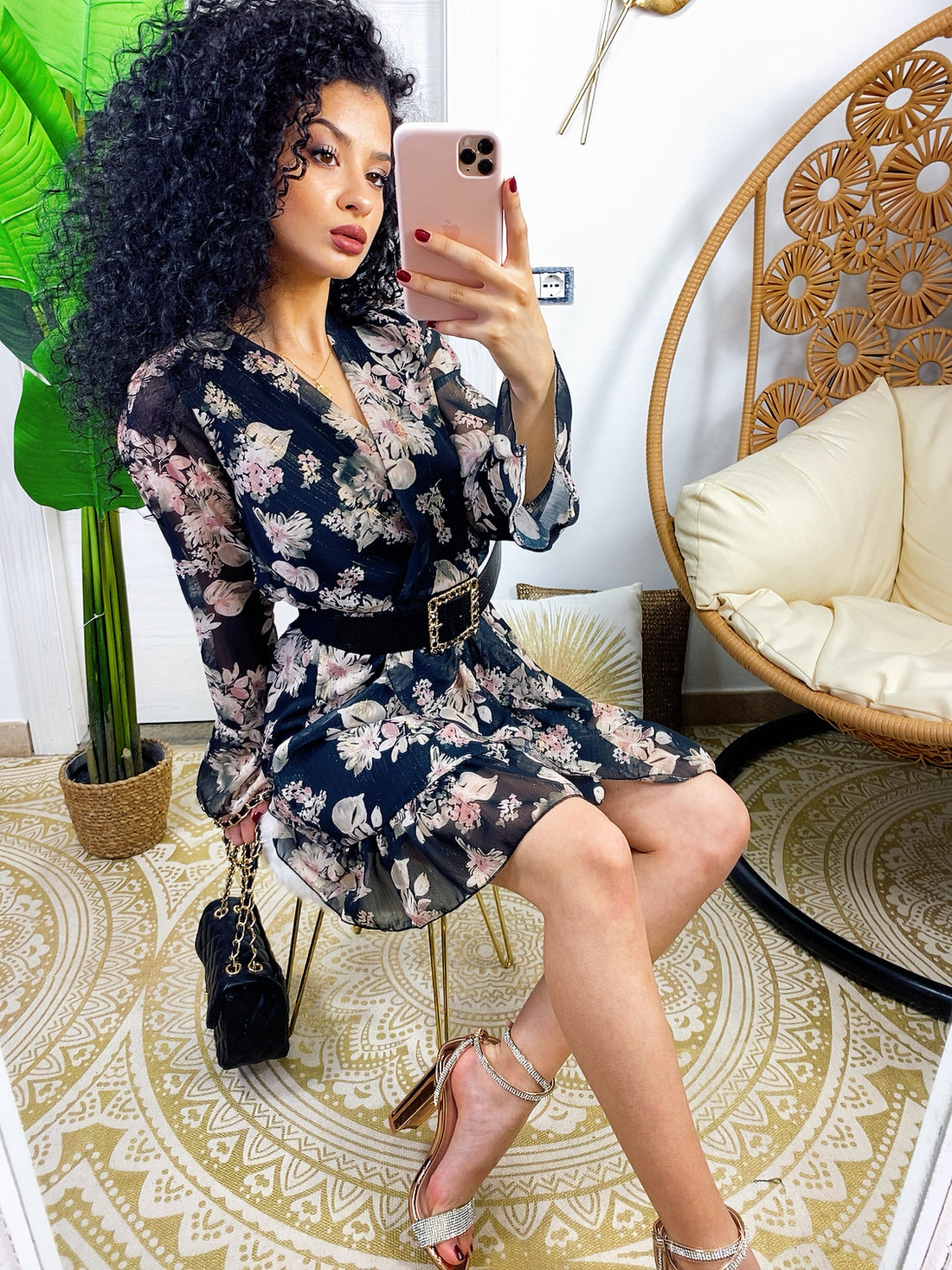 Abito a fiori con filamenti gold - R.a. Boutique 