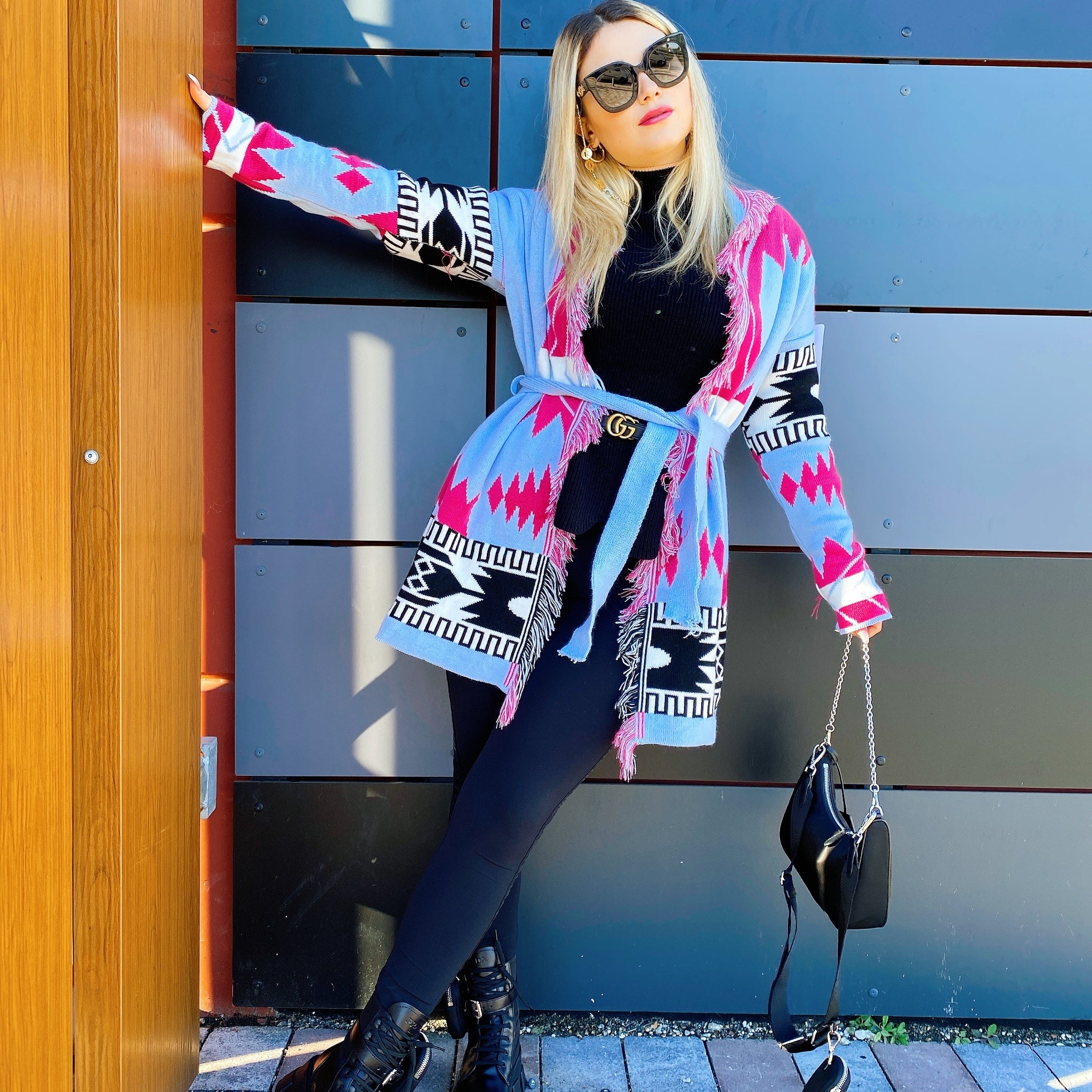 Cardigan Fuxia con frange e cinta - R.a. Boutique 