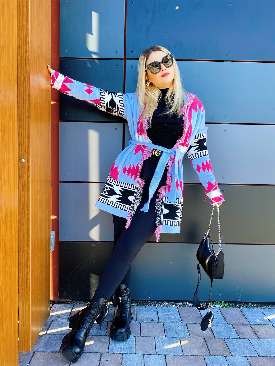 Cardigan Fuxia con frange e cinta - R.a. Boutique 