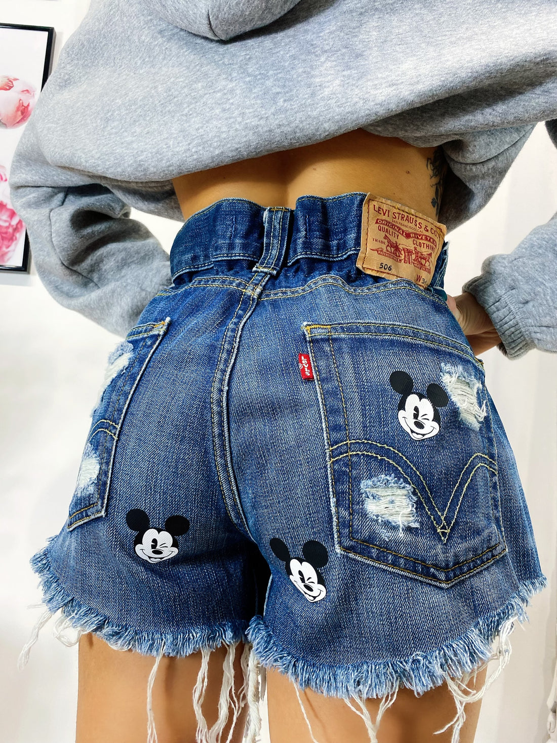 Short Levi’s Vintage con stampa topolino sfrangiato - R.a. Boutique 