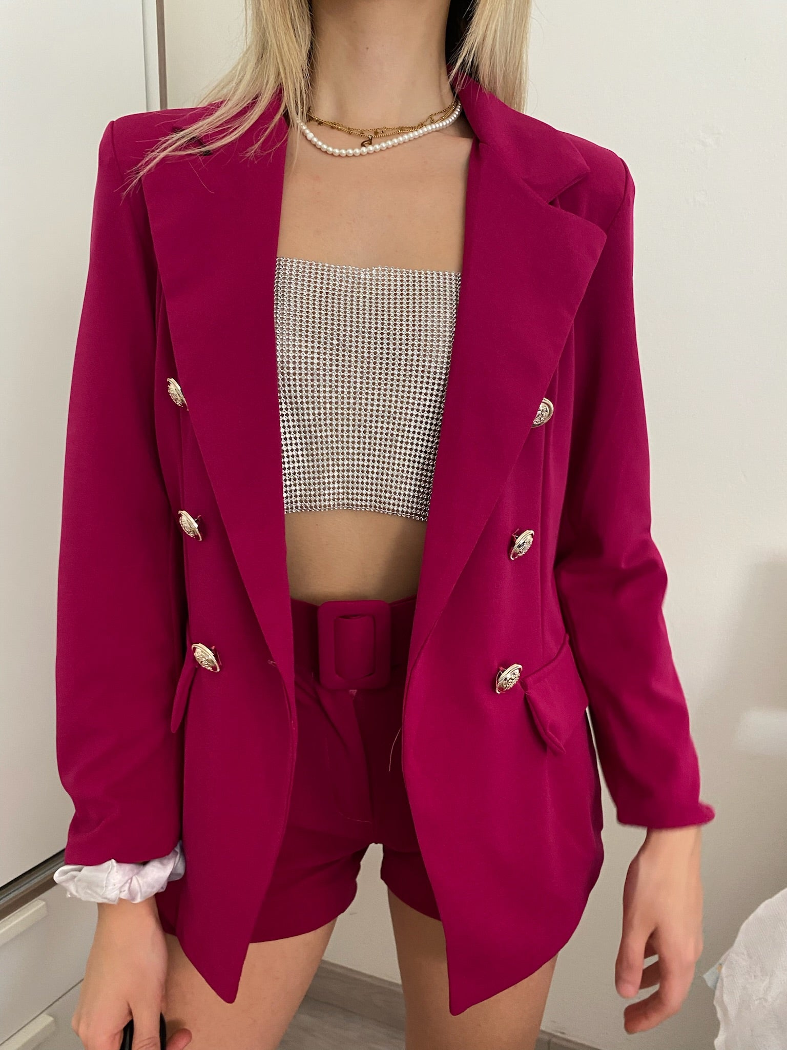 Completo giacca con bottoni e short vinaccia - R.a. Boutique 