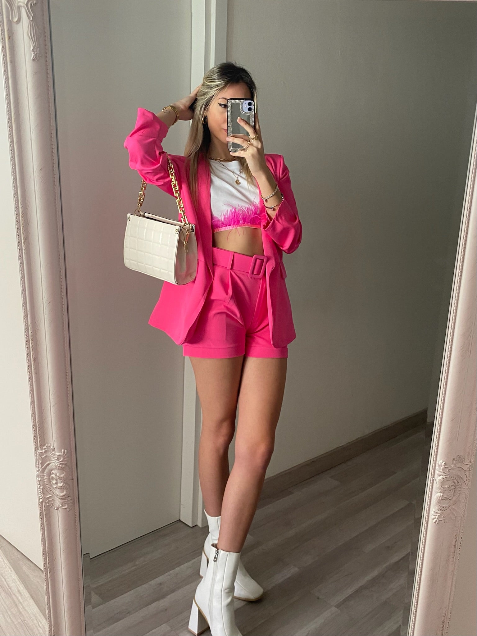 Completo giacca e Short Fuxia - R.a. Boutique 