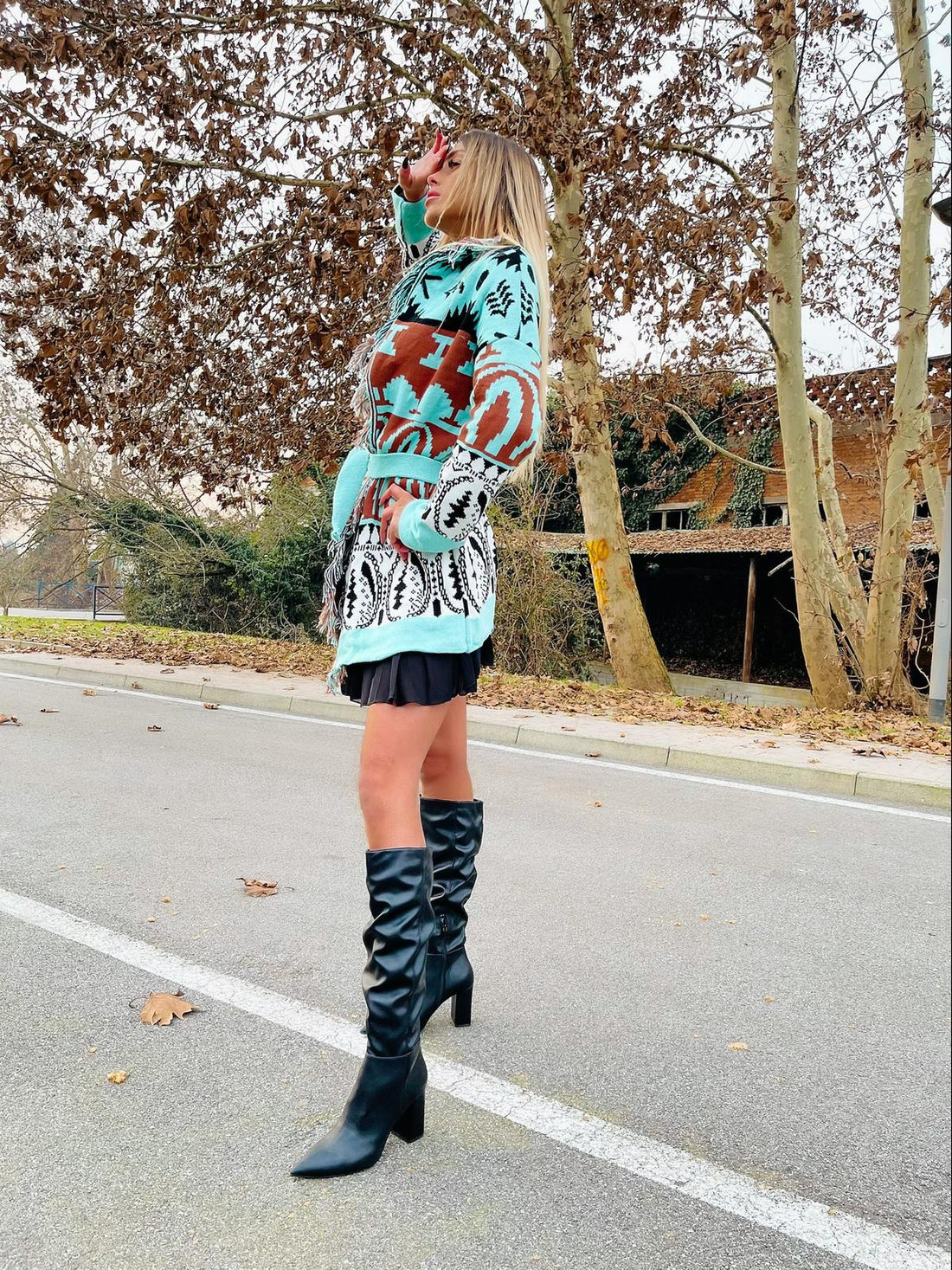 Cardigan Verdeacqua con frange e cinta - R.a. Boutique 