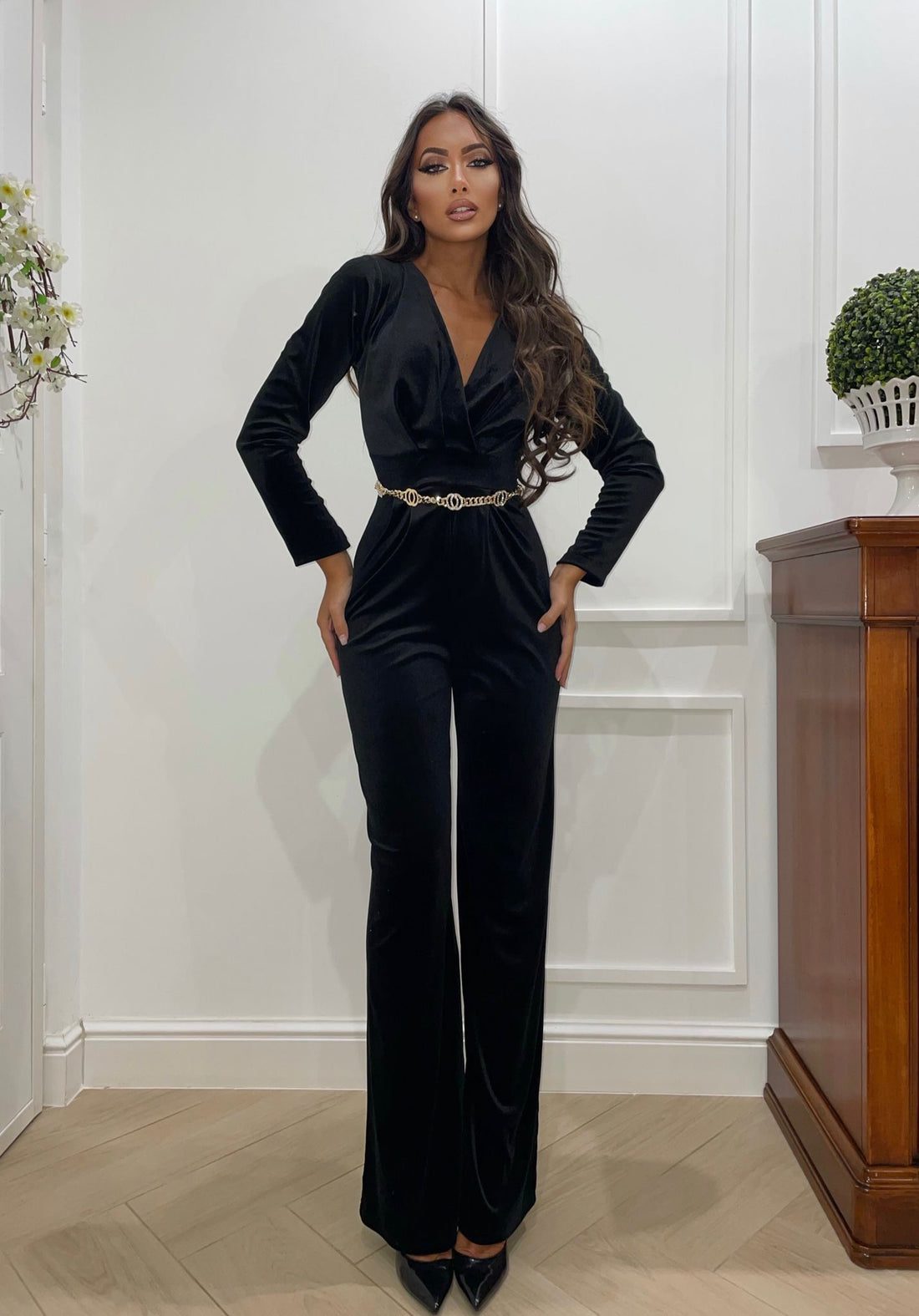 Tuta a palazzo in velluto nera - R.a. Boutique 