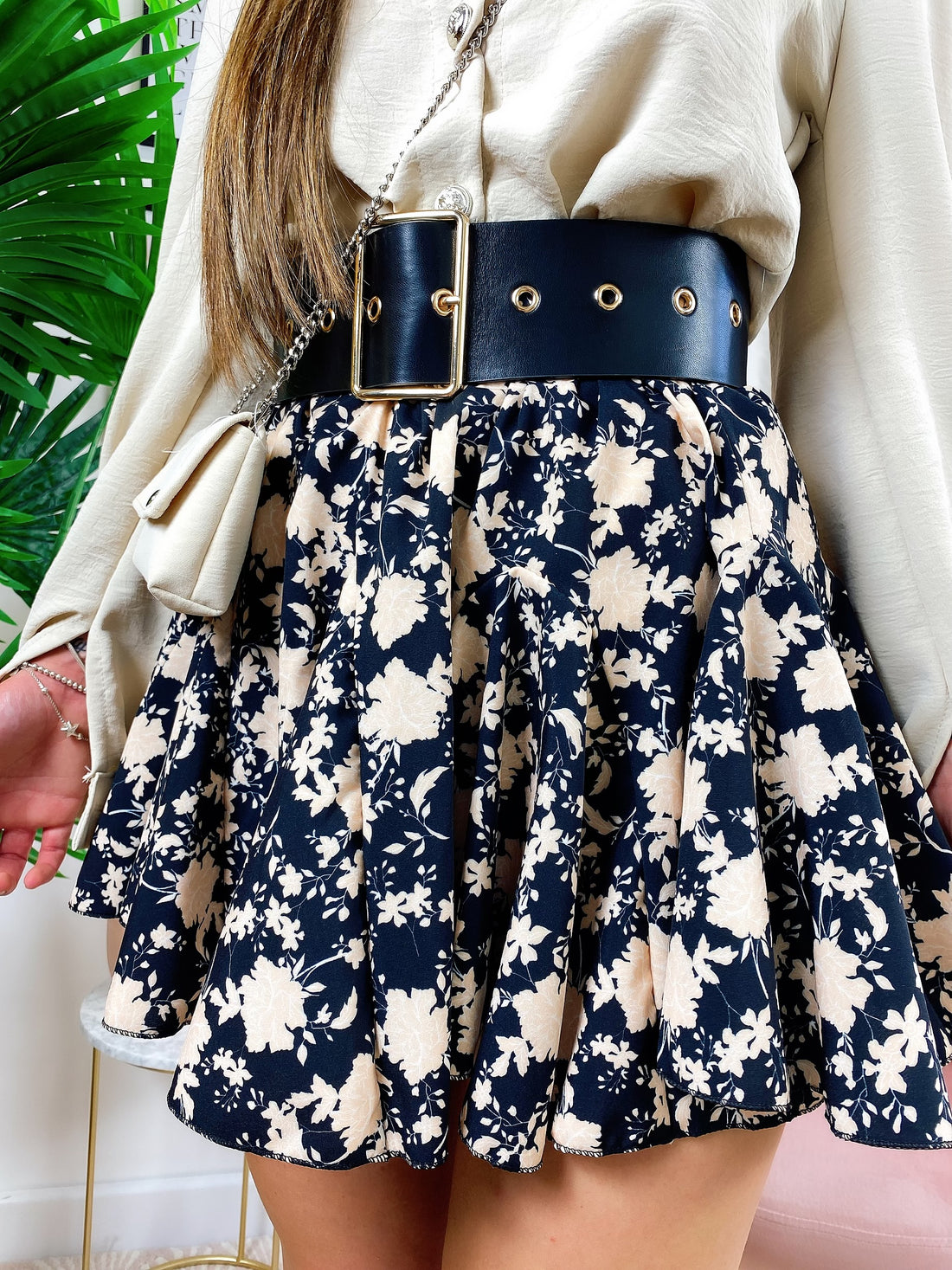 Cinturone largo occhielli - R.a. Boutique 