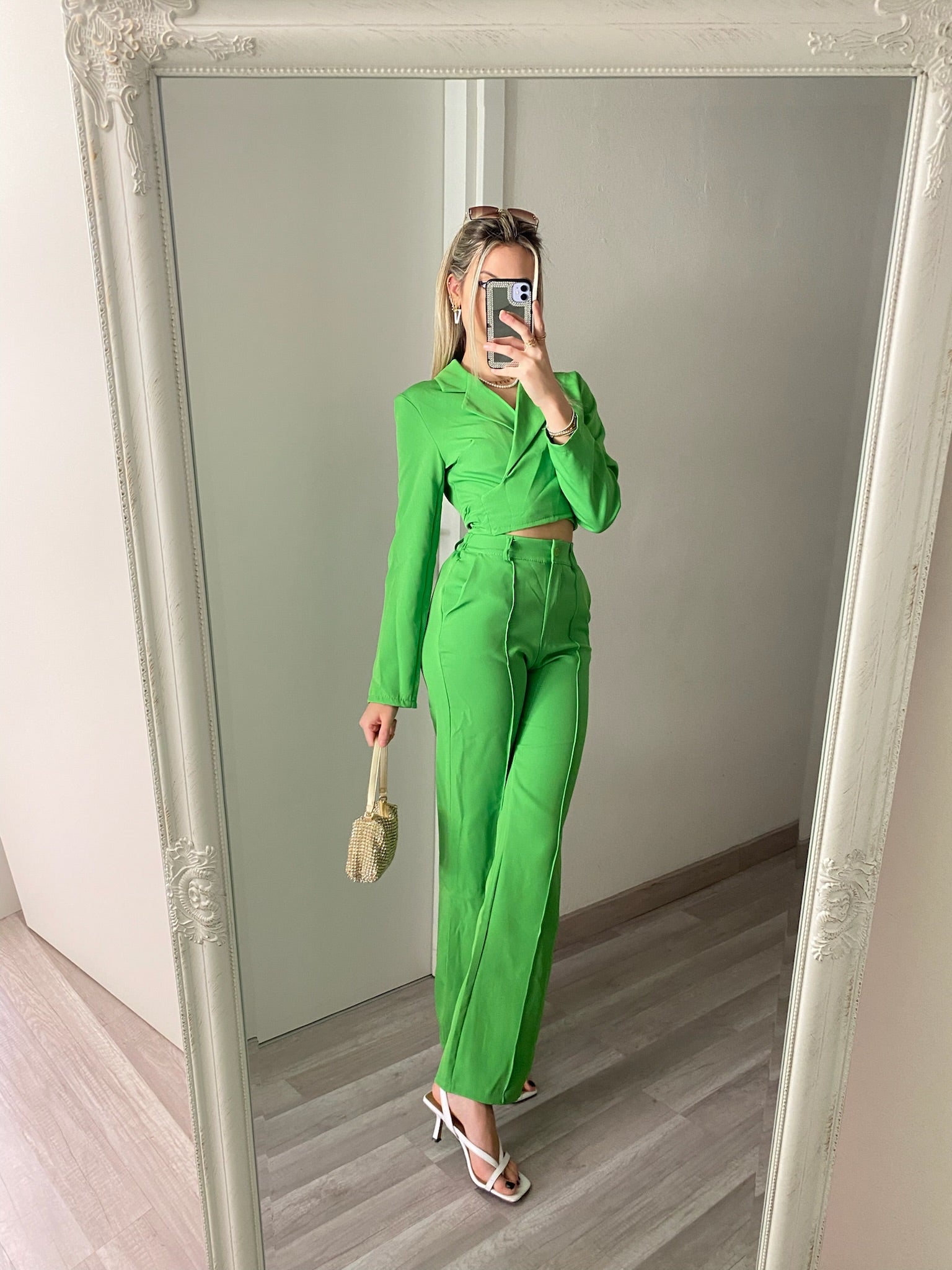 Completo top e pantalone verde - R.a. Boutique 