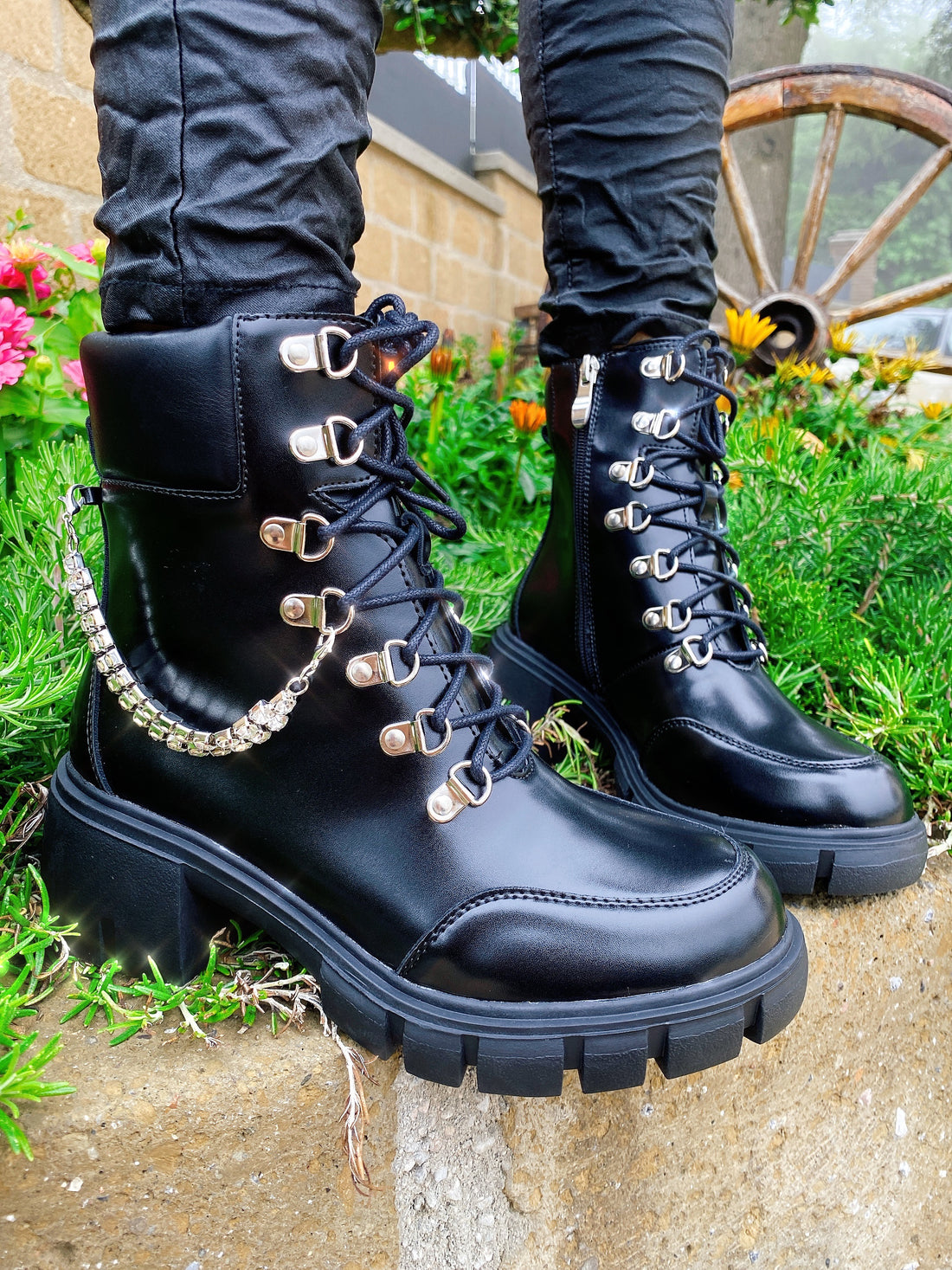 Biker con catenina di strass - R.a. Boutique 