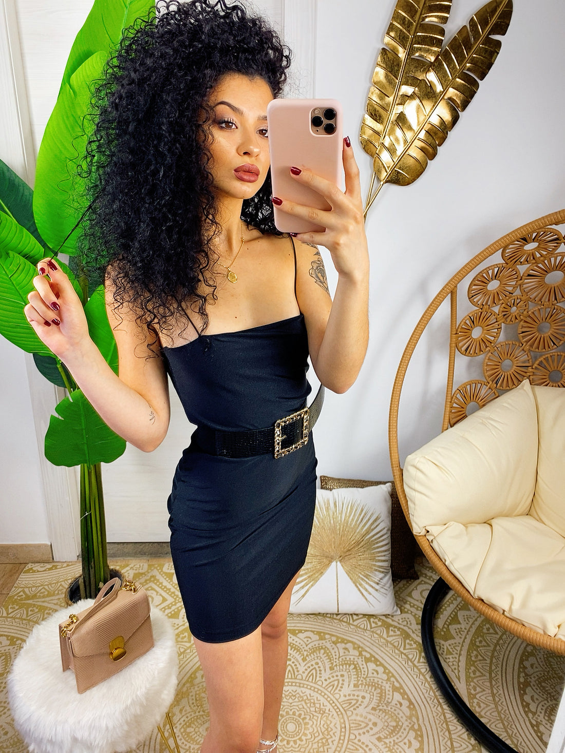 Tubino aderente con spalline sottili - R.a. Boutique 