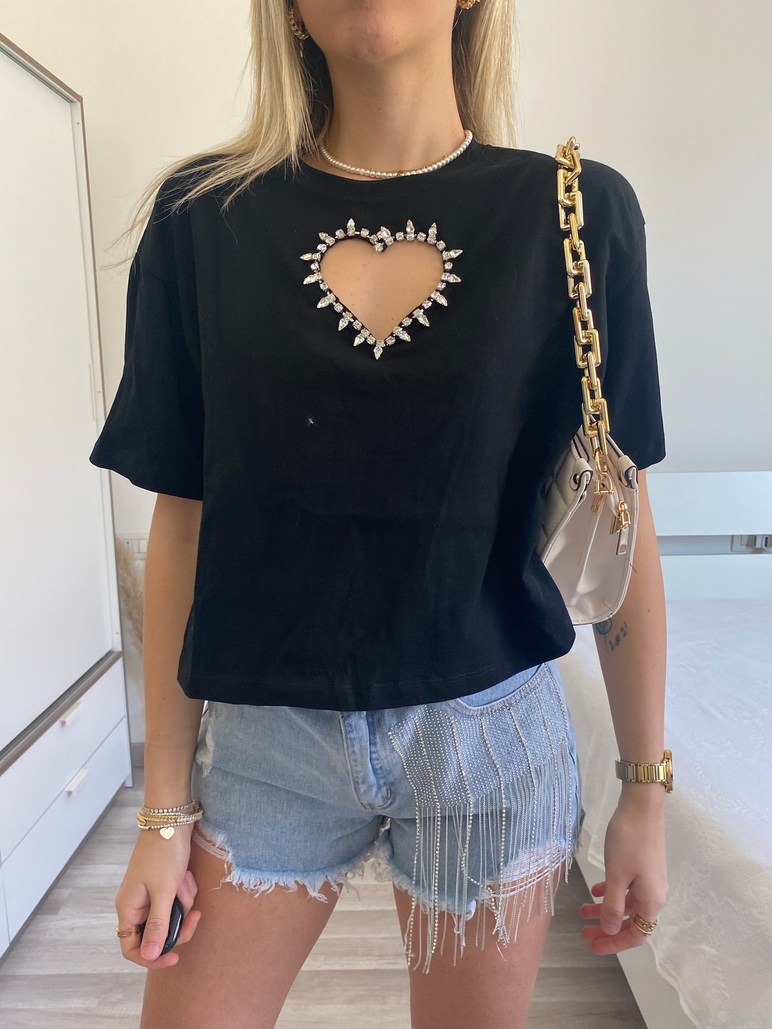 T-shirt nera con cuore e strass - R.a. Boutique 