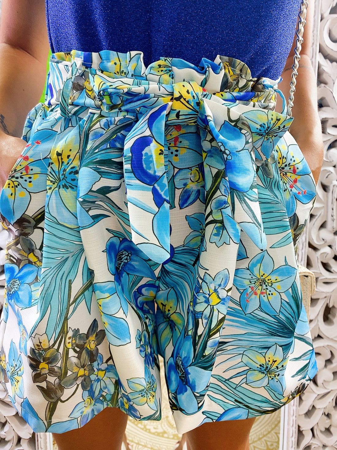 Short a fiori azzurri con fiocco - R.a. Boutique 