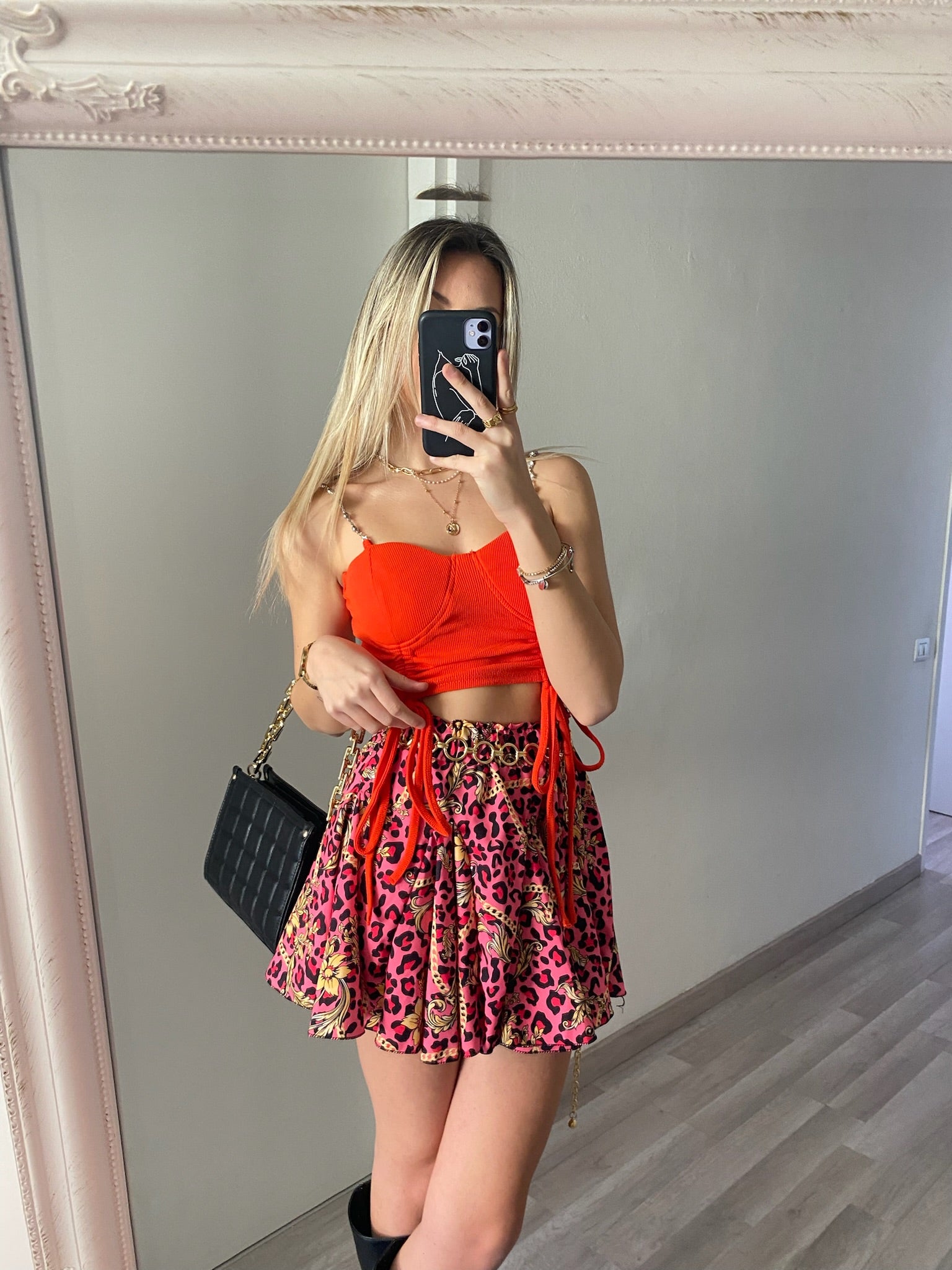 Top rosso con spalline in strass - R.a. Boutique 