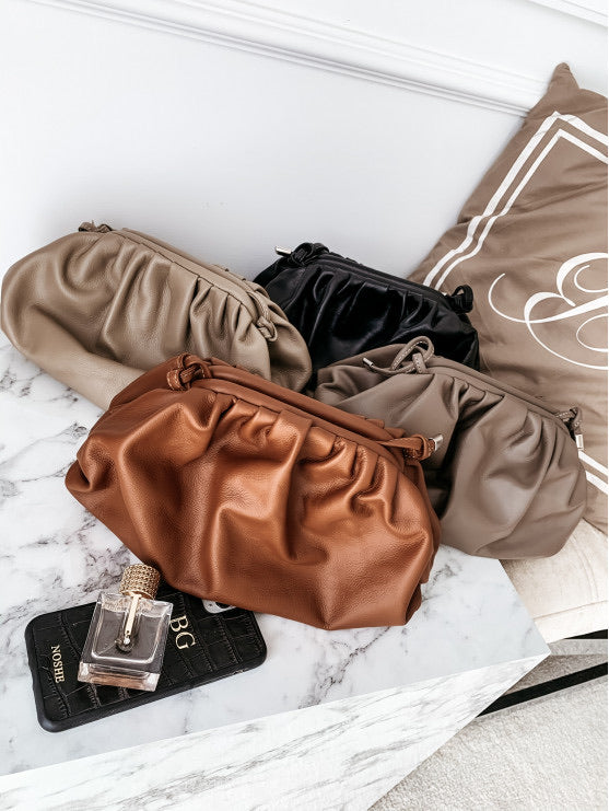 Tracolla con chiusura a calamita piccola - R.a. Boutique 