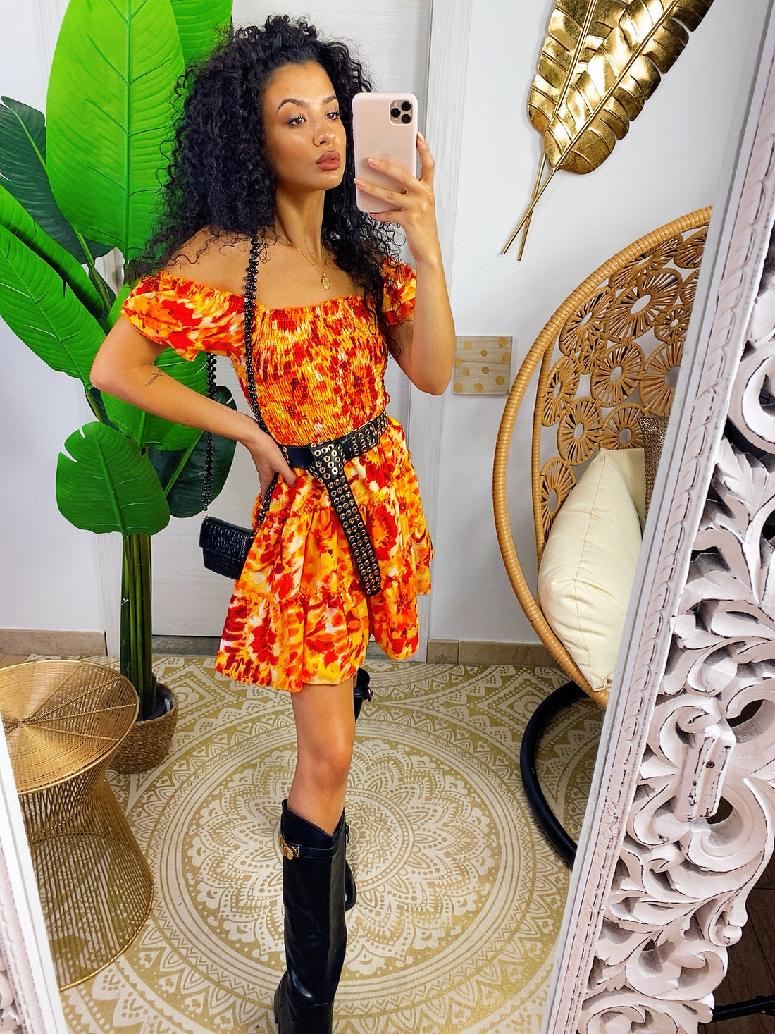 Abito a fiori gialli con scollo a barchetta - R.a. Boutique 