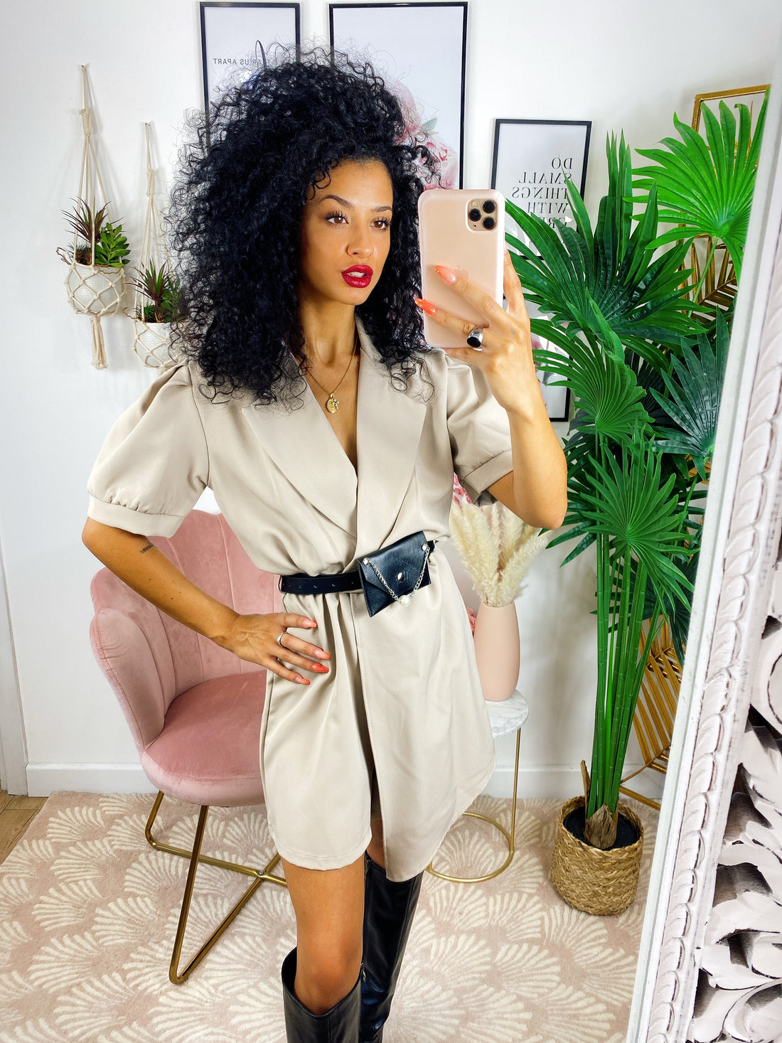 Tutina beige con borsetta - R.a. Boutique 