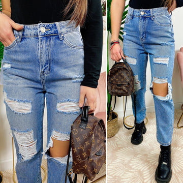 Jeans con strappi - R.a. Boutique 