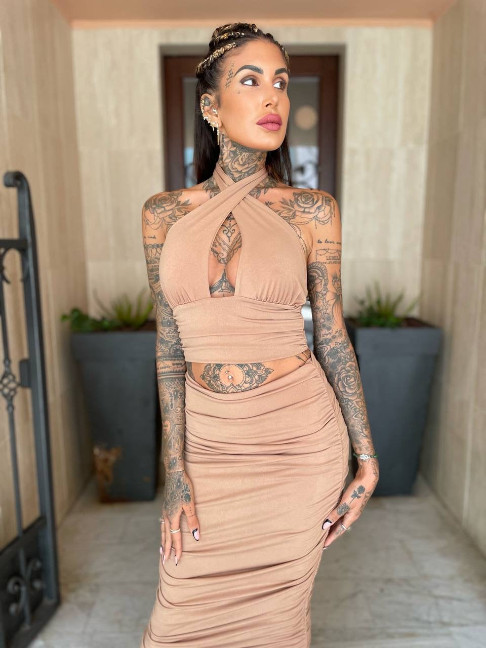 Completo top e gonna nude - R.a. Boutique 