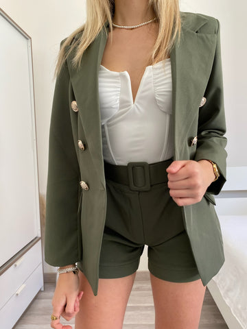 Completo giacca con bottoni e short verde militare - R.a. Boutique 