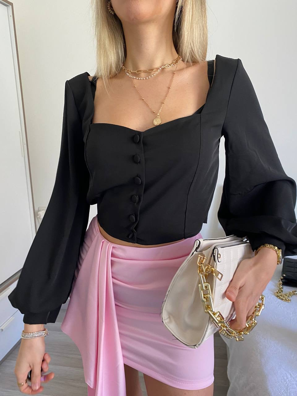 Top con bottoncini nero - R.a. Boutique 