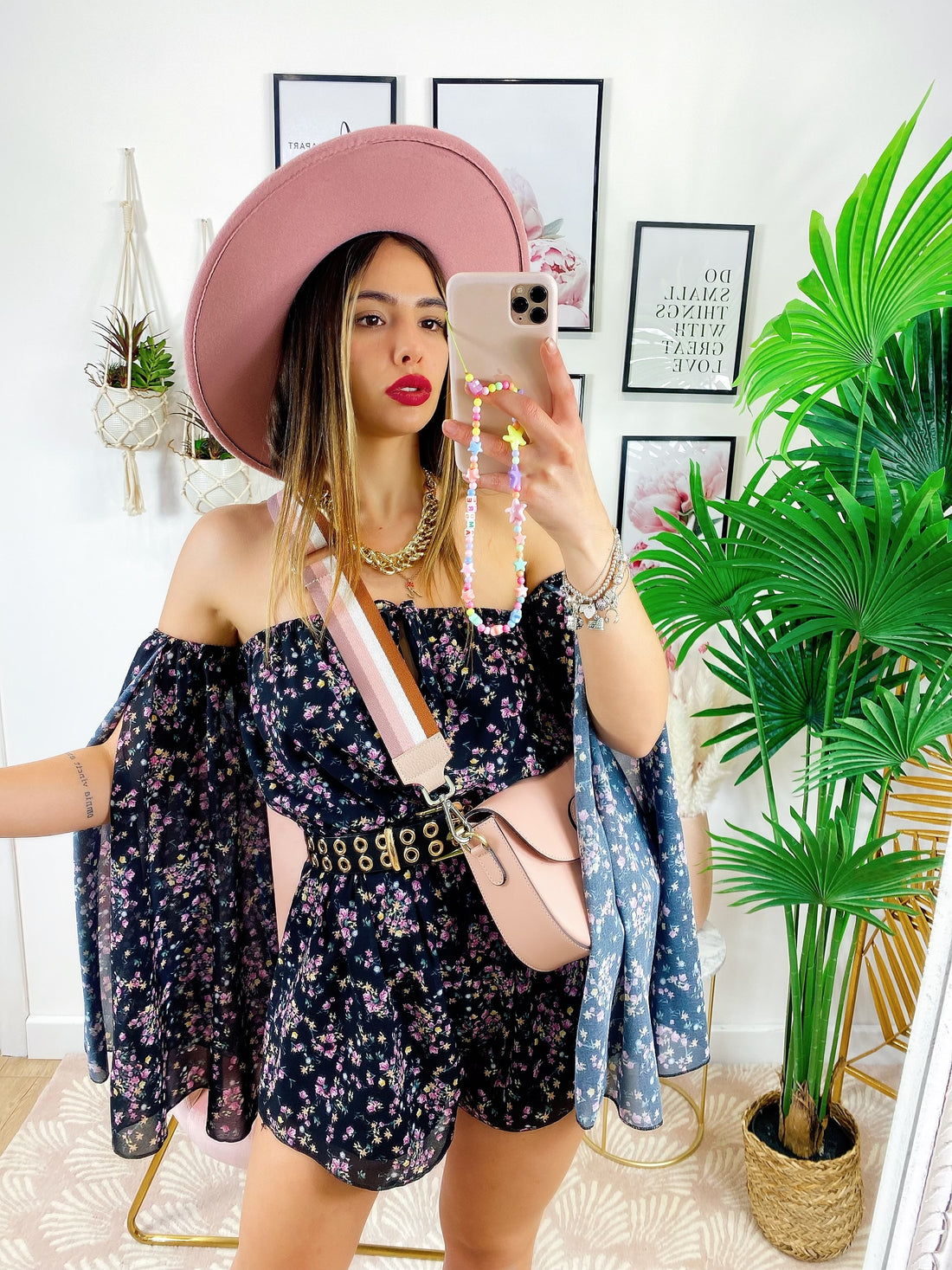 Tutina manica velata a fiori rosa - R.a. Boutique 