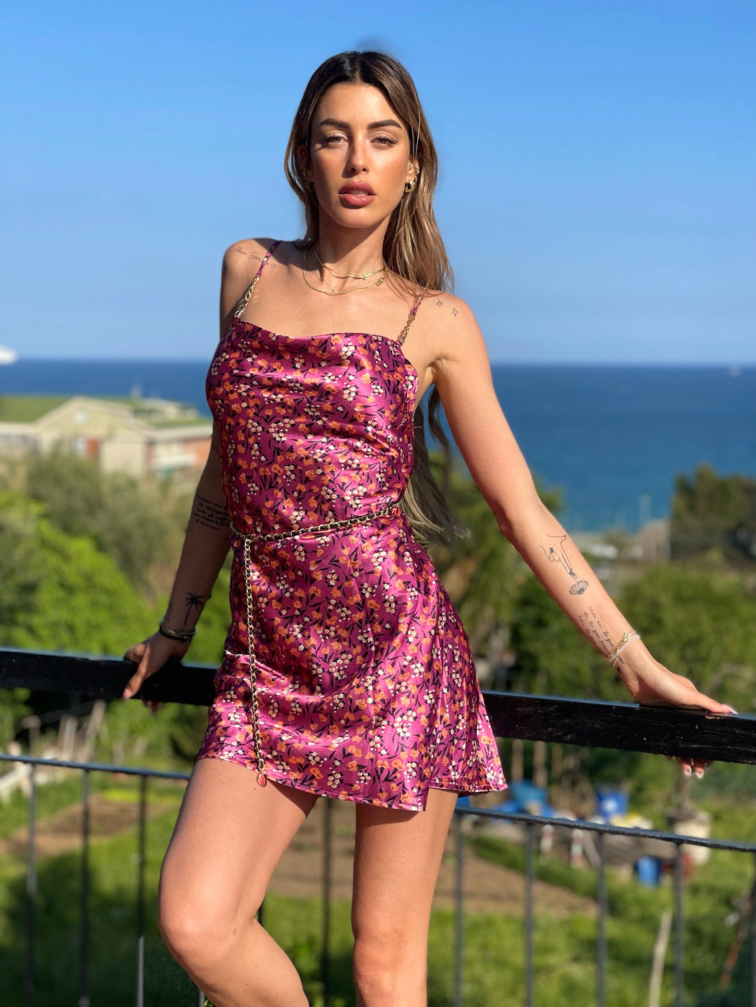 Abito a fiori fuxia - R.a. Boutique 