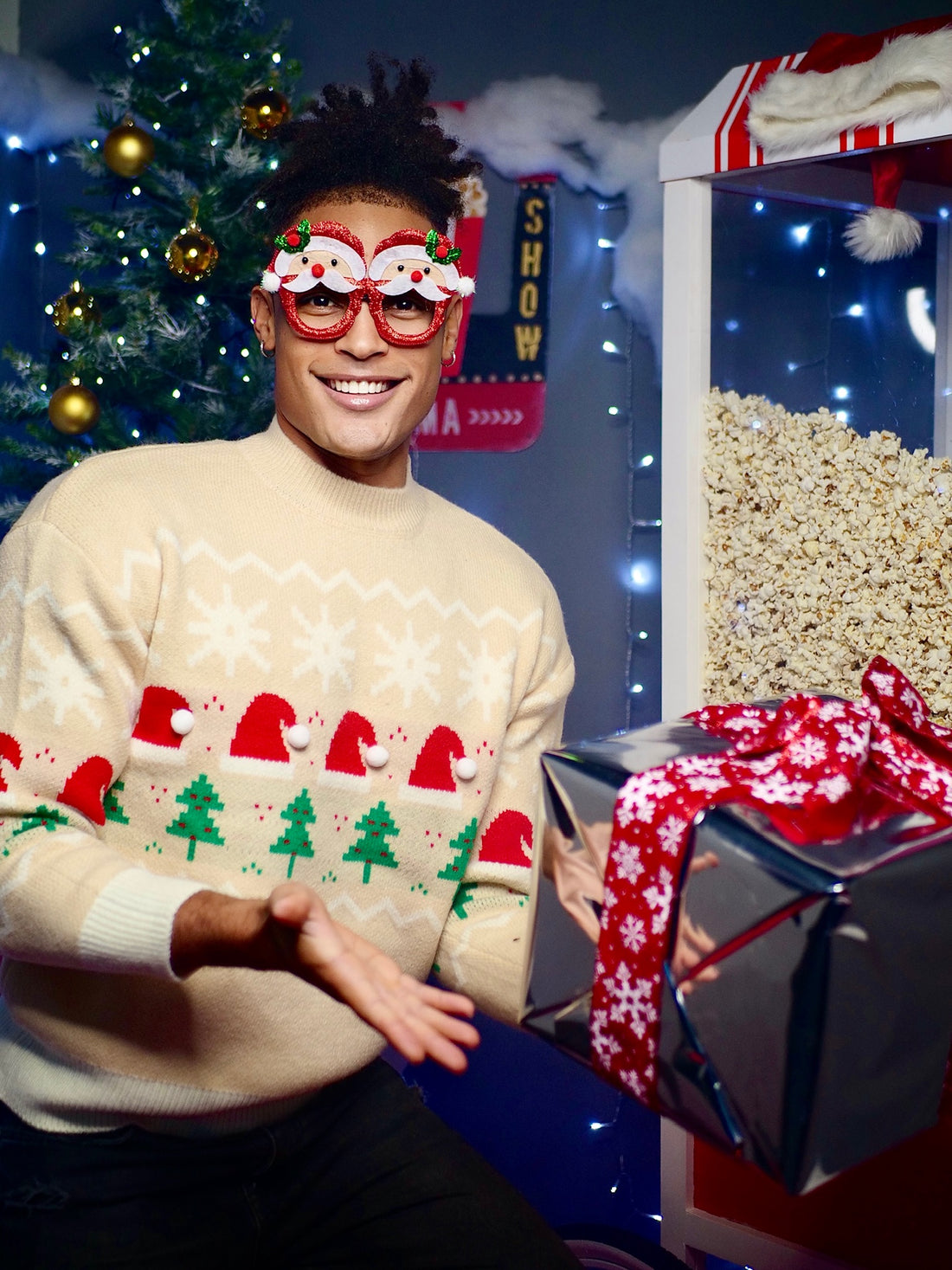 Maglione Top Quality Unisex con cappellini panna - R.a. Boutique 