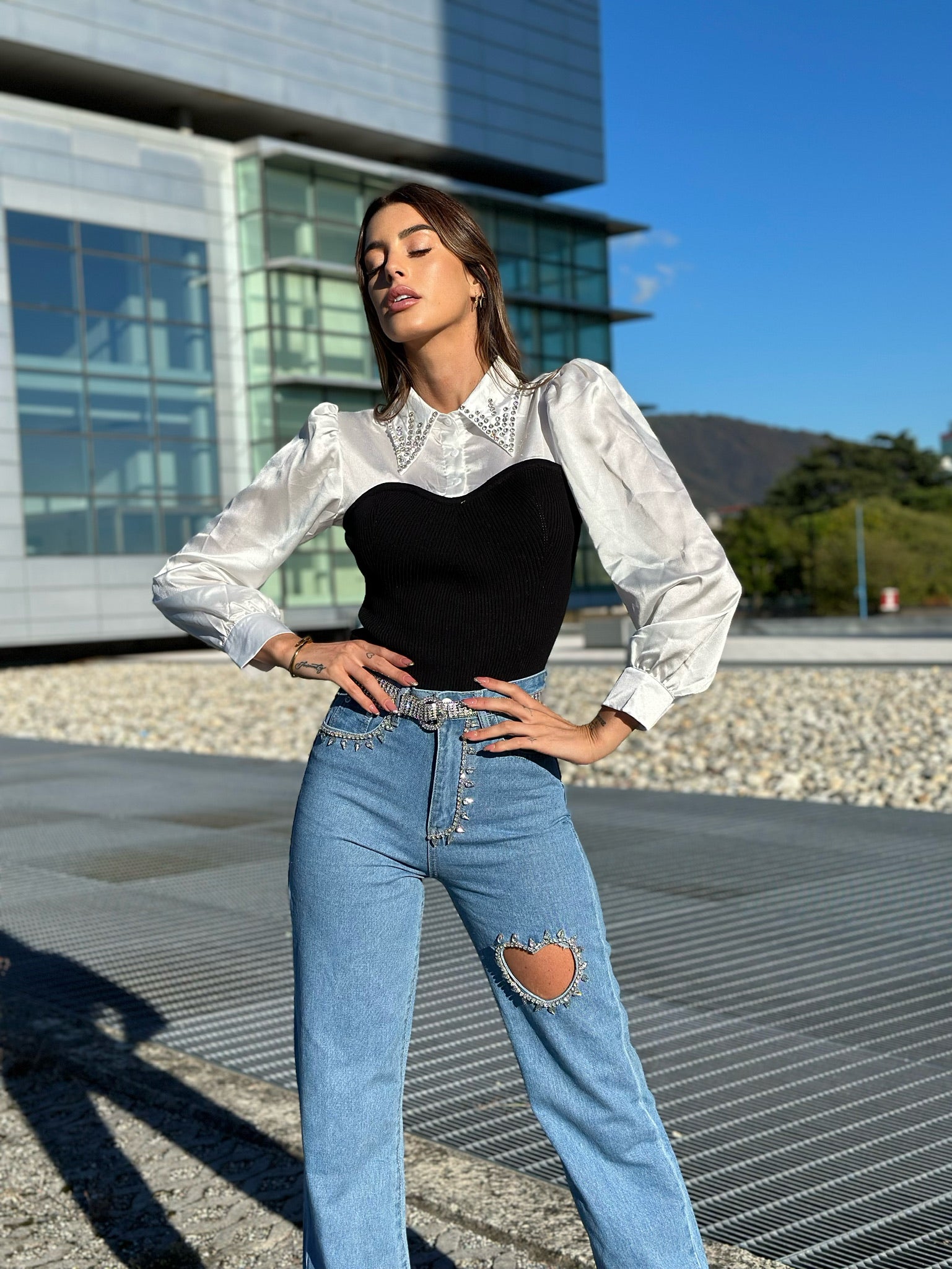 Maglia con camicia e strass nero - R.a. Boutique 