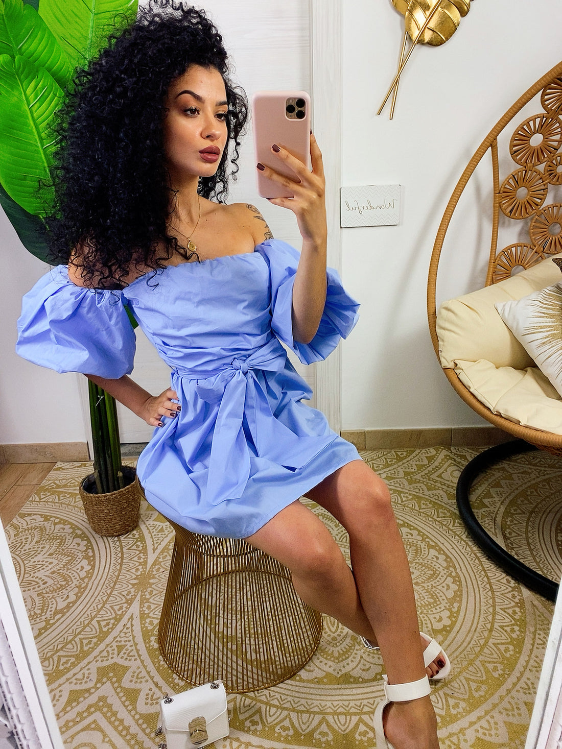 Abito con scollo a barchetta carta da zucchero - R.a. Boutique 