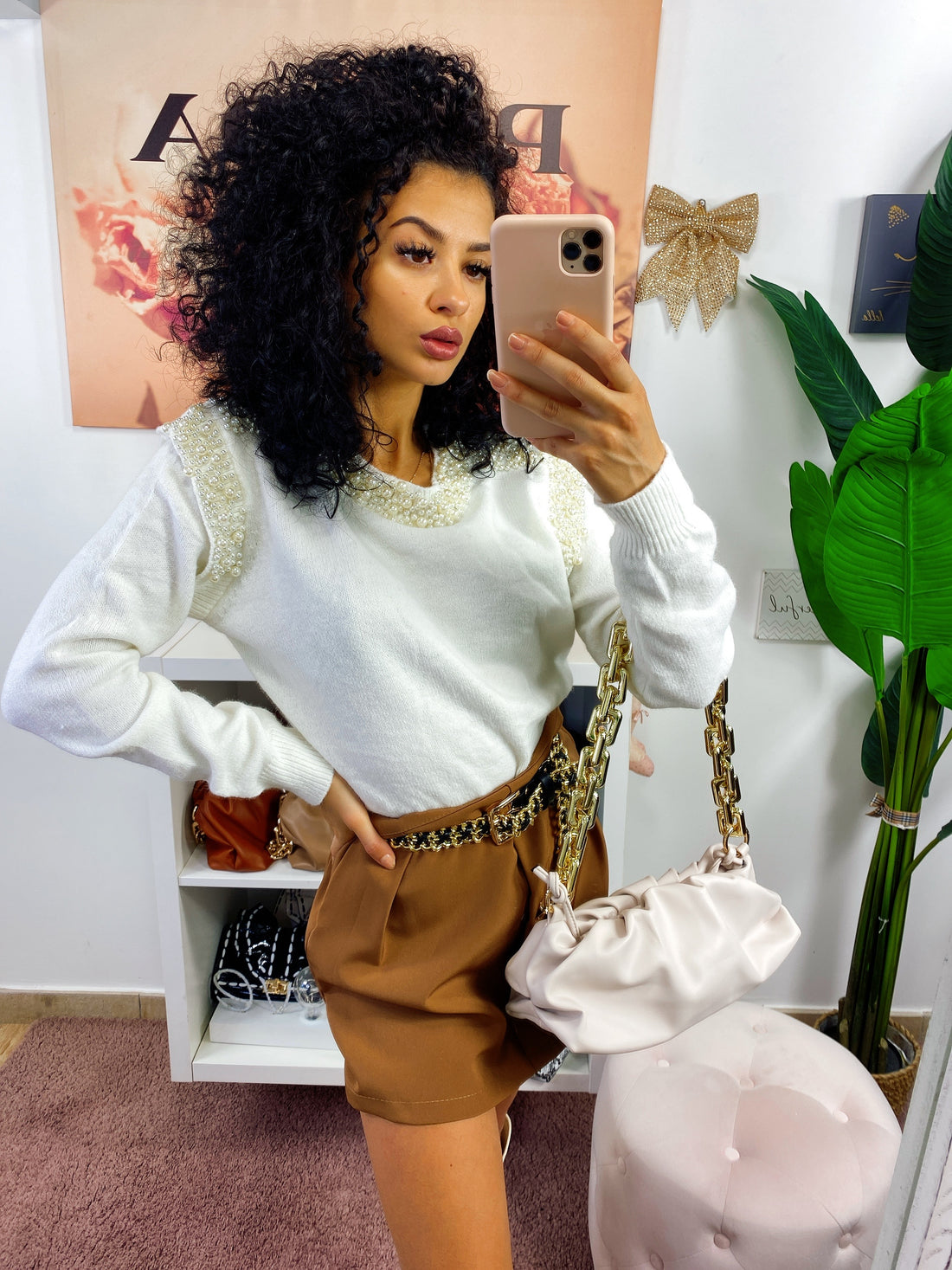 Maglione ricamato con perle panna - R.a. Boutique 