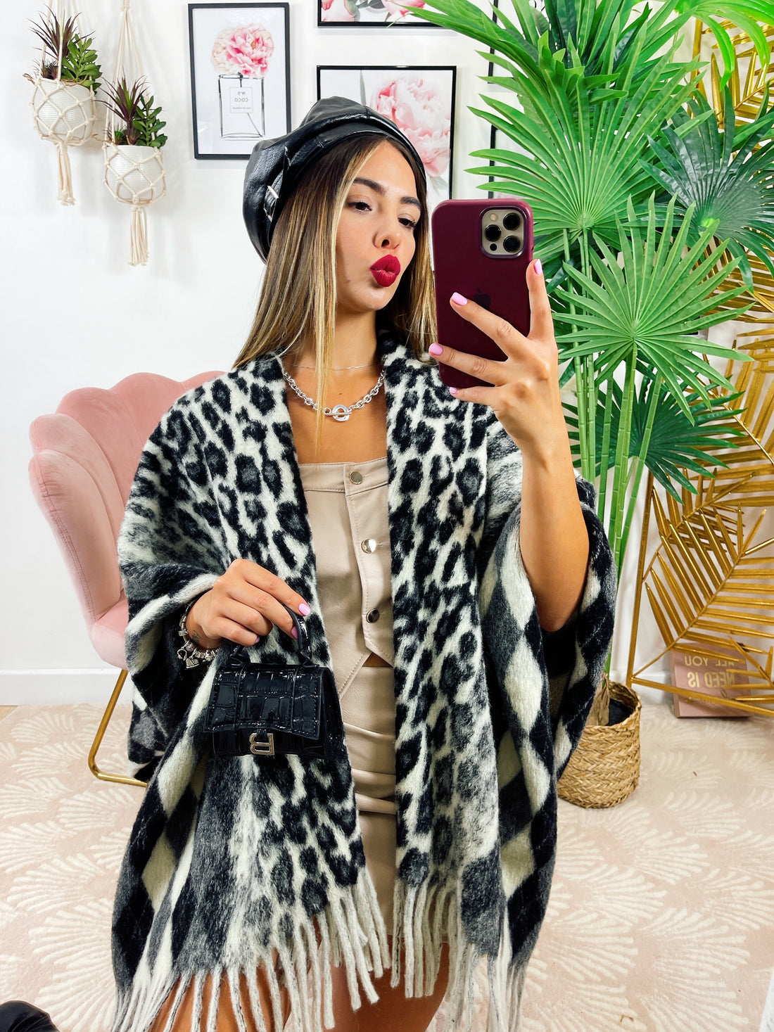 Mantella con frange Black white - R.a. Boutique 