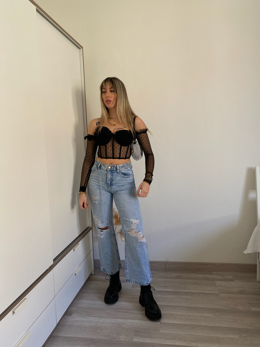 Jeans con strappi e strass - R.a. Boutique 