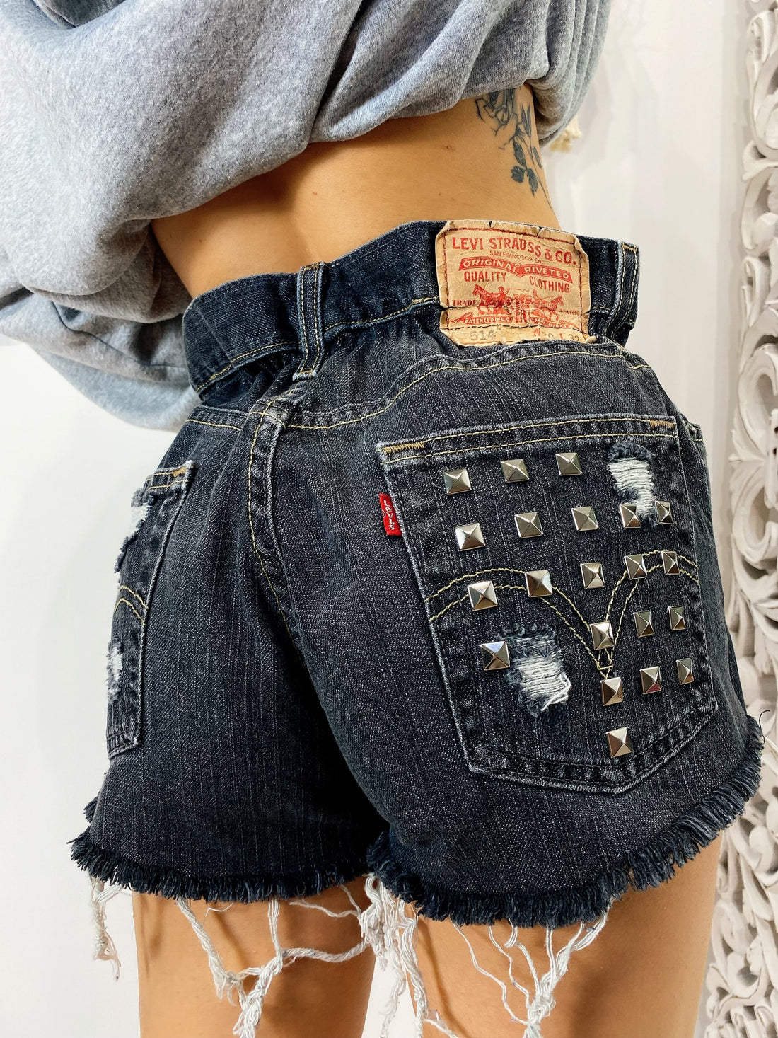 Short Levi’s Vintage con Borchie Grigio - R.a. Boutique 
