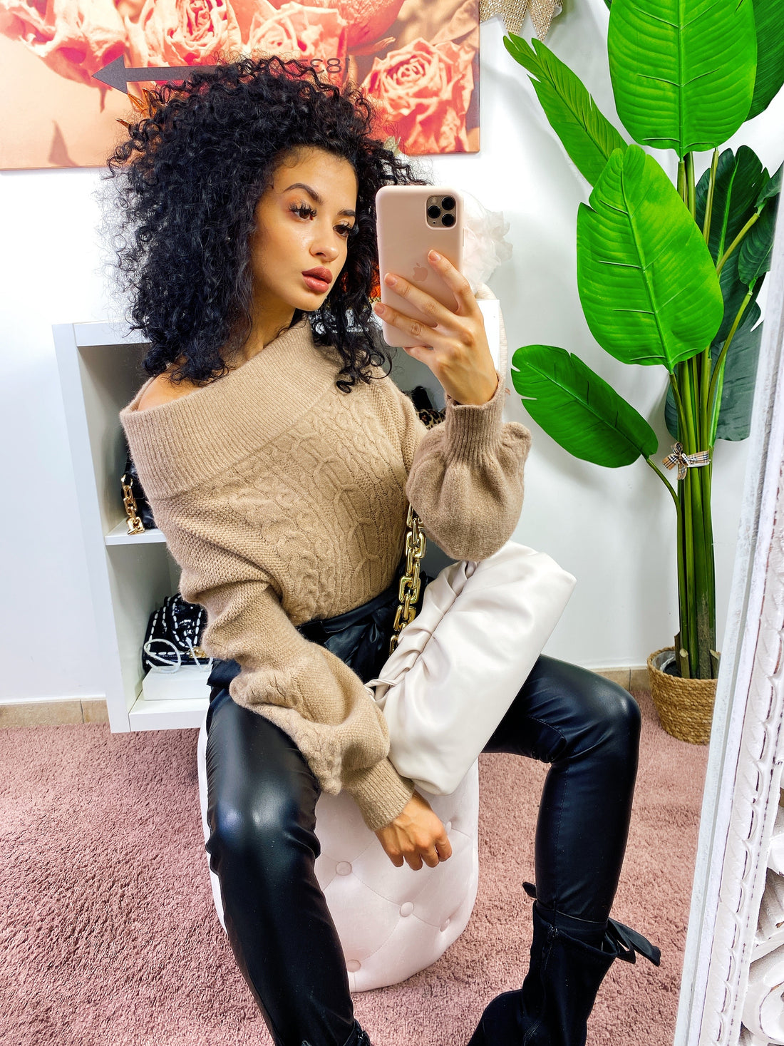 Maglione scollo a barchetta con trecce fango - R.a. Boutique 